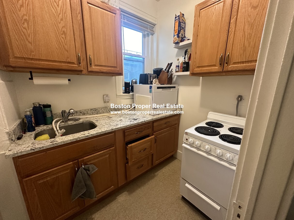 11 Tetlow St, Fenway