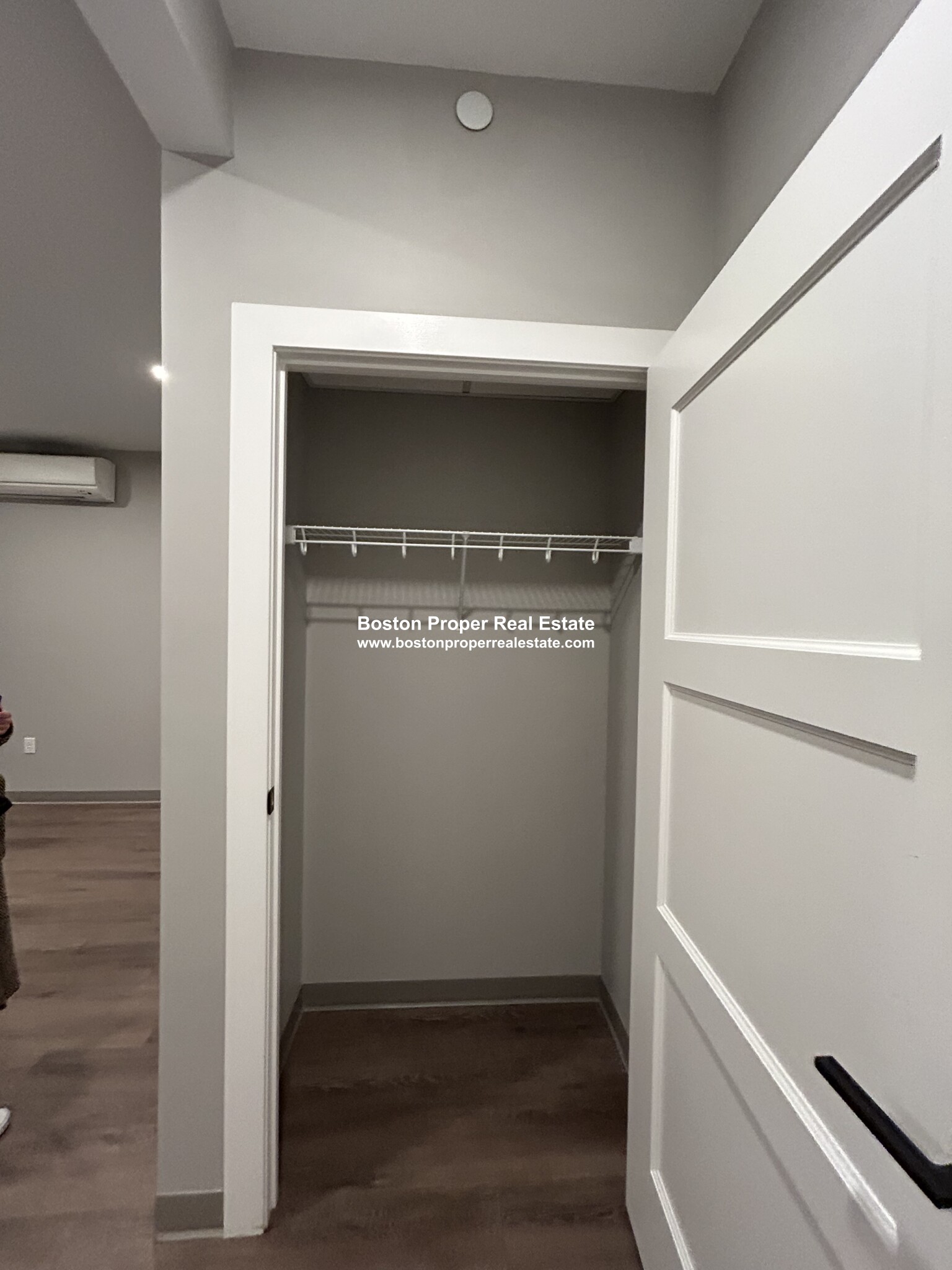 100 Hemenway St, Fenway