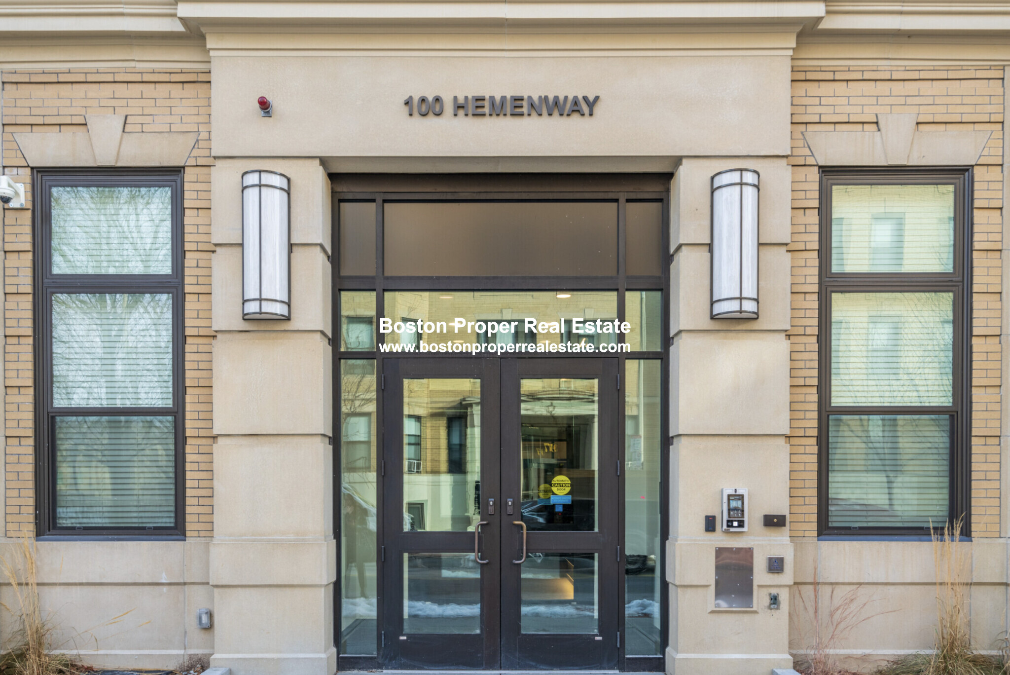 100 Hemenway St, Fenway