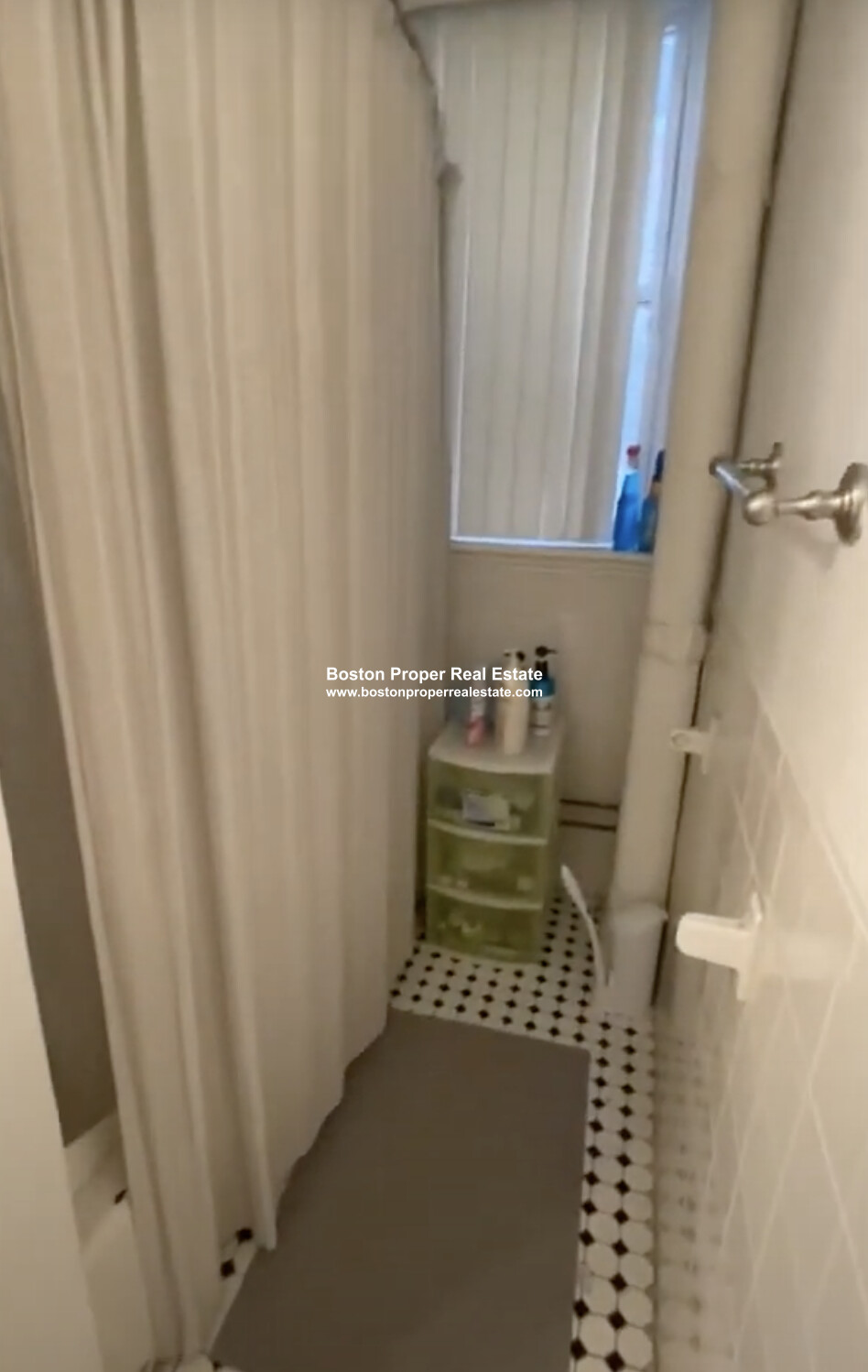 26 Hemenway St, Fenway