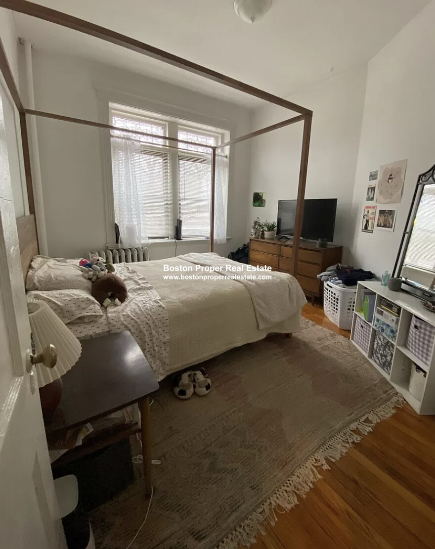 64 Charlesgate East, Fenway