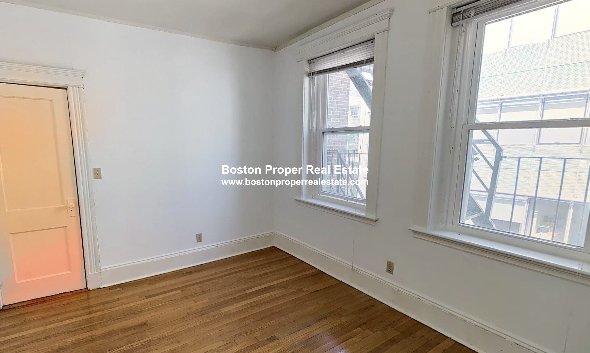 14 Palace Rd, Fenway