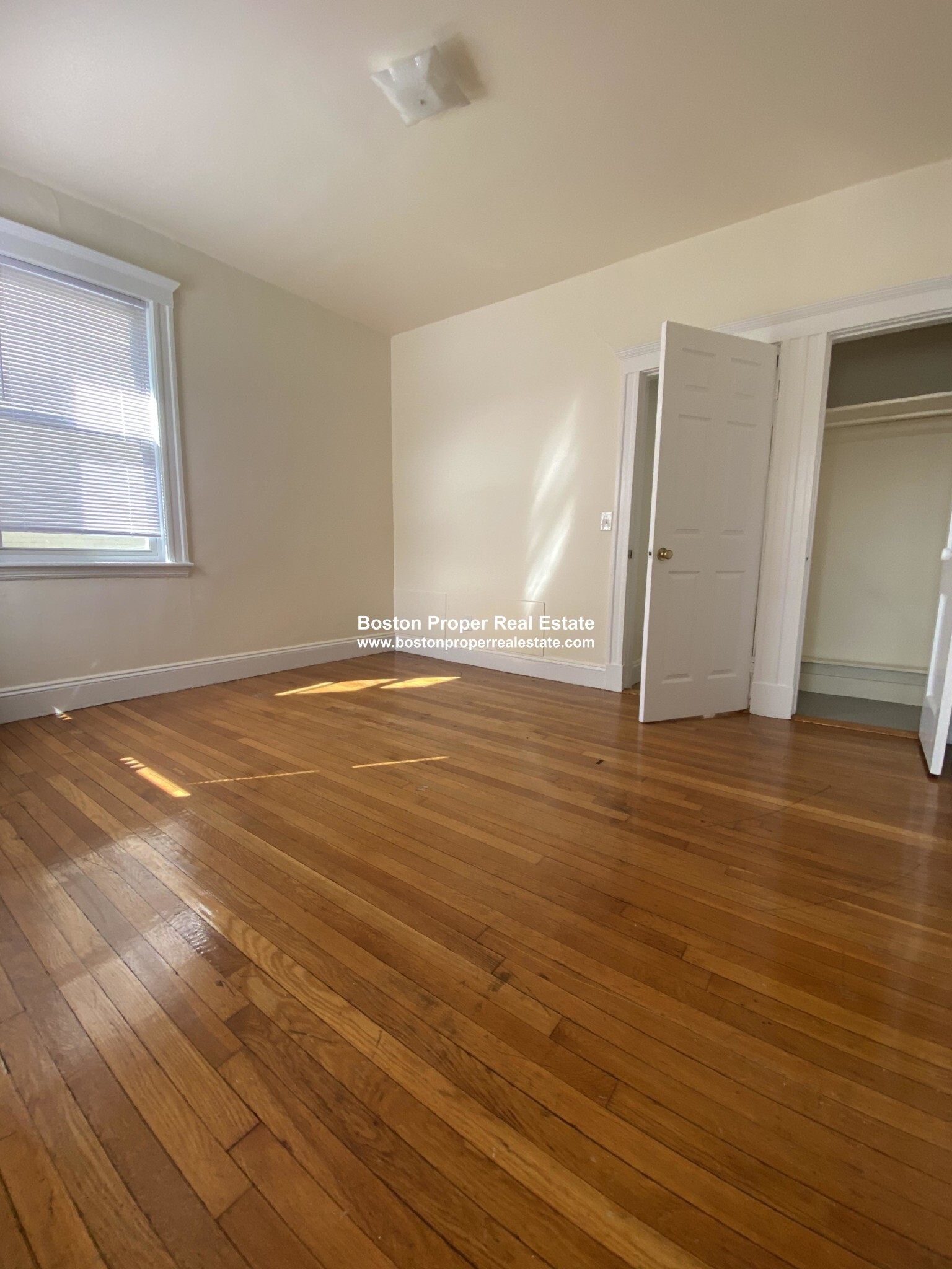 19 Melvin Ave, Brighton