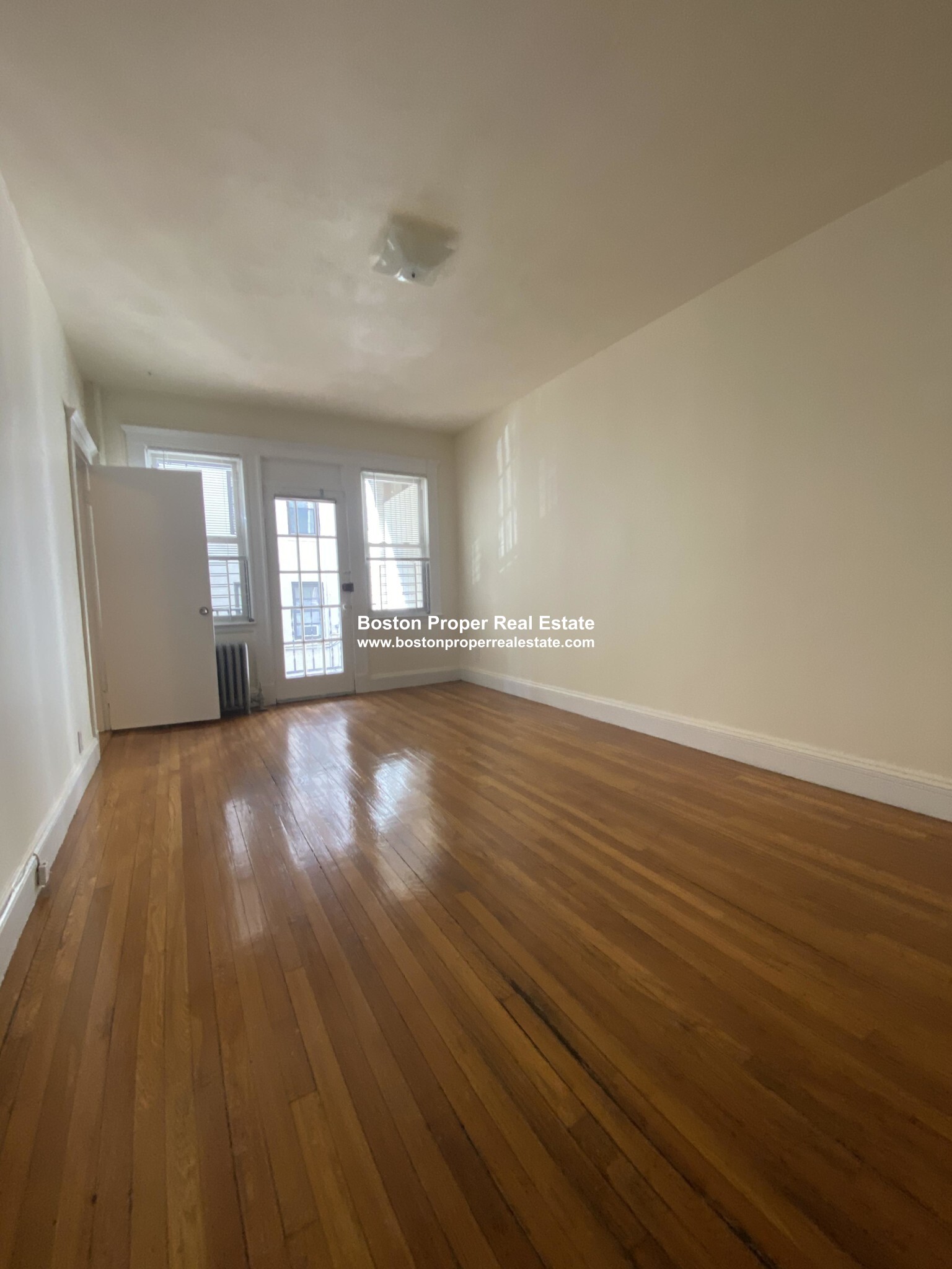 19 Melvin Ave, Brighton