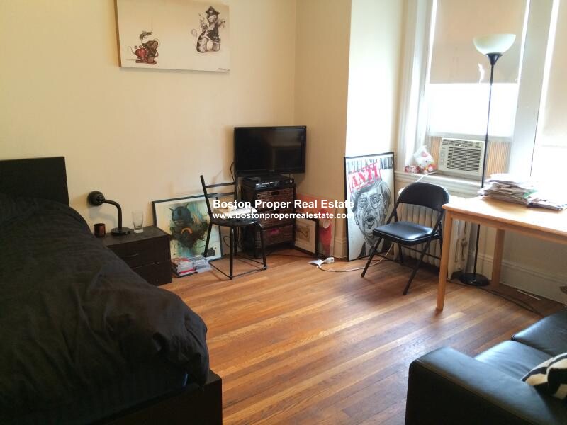 1197 Boylston St, Fenway