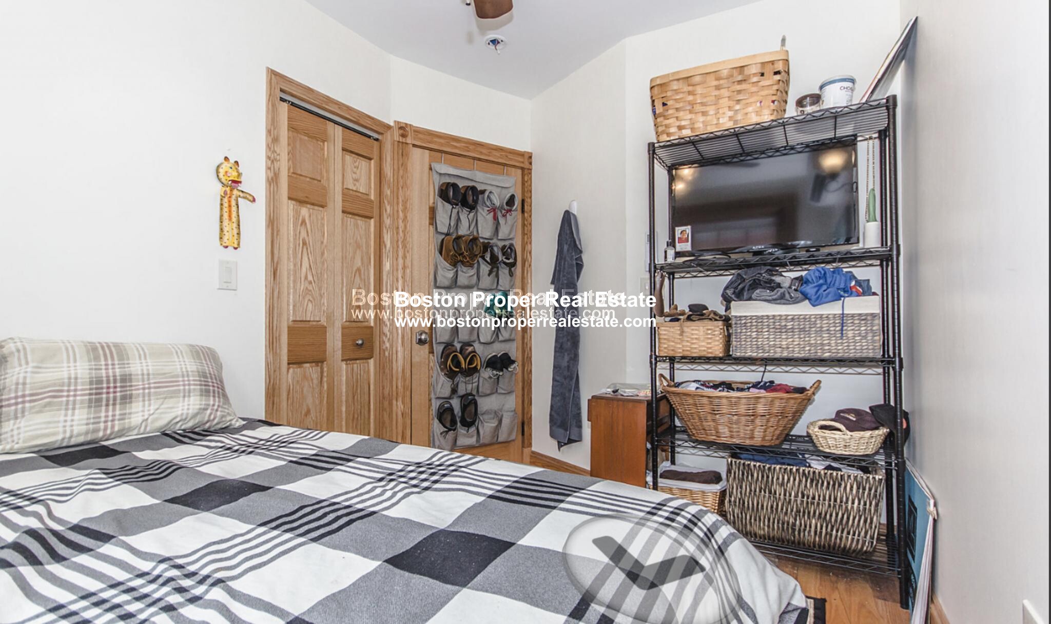 16 South Russell, Beacon Hill