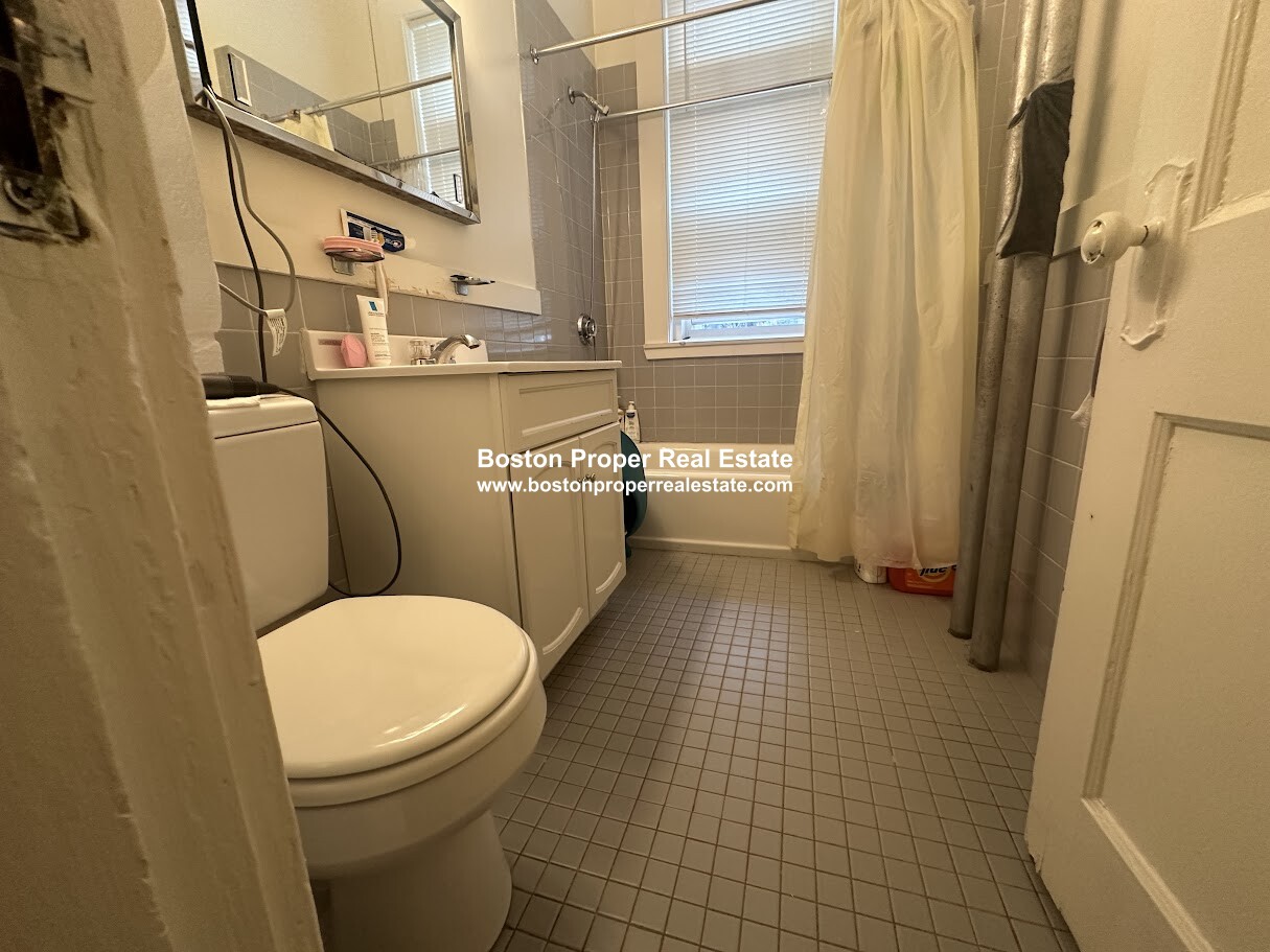 11 Tetlow St, Fenway