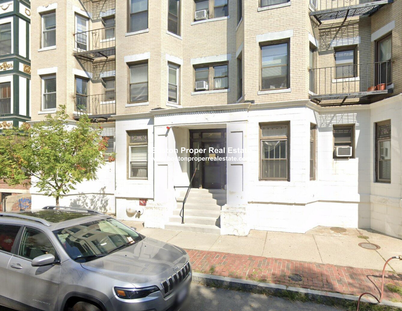 65 Burbank St, Fenway