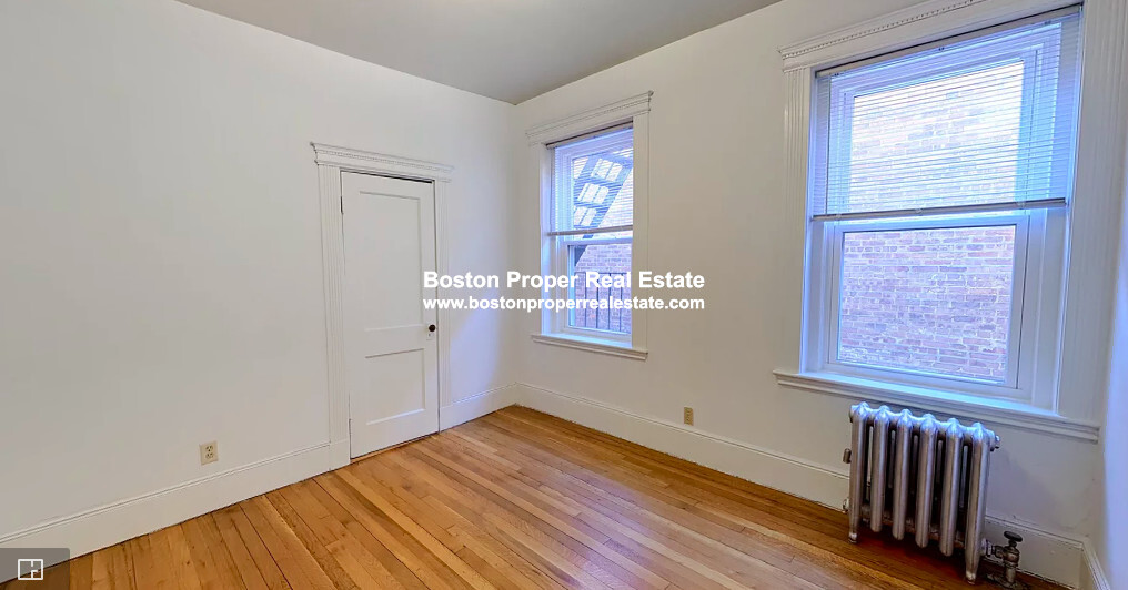 28 Westland Ave, Fenway