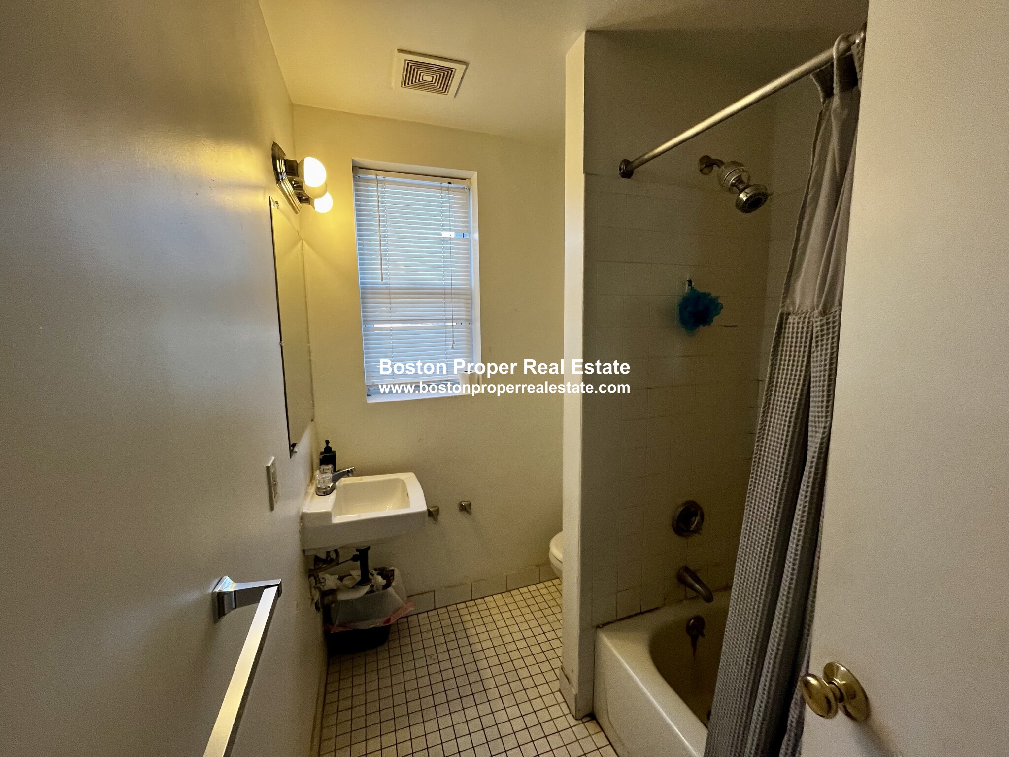 16 Westland Ave, Fenway