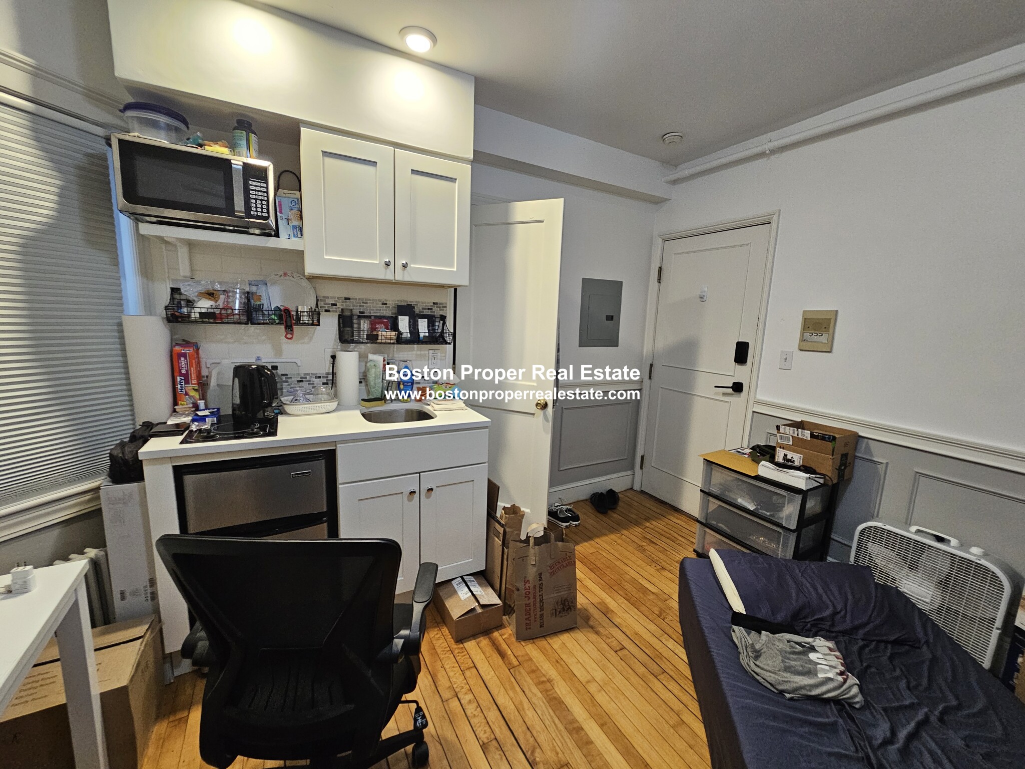 16 Commonwealth Ave, Back Bay