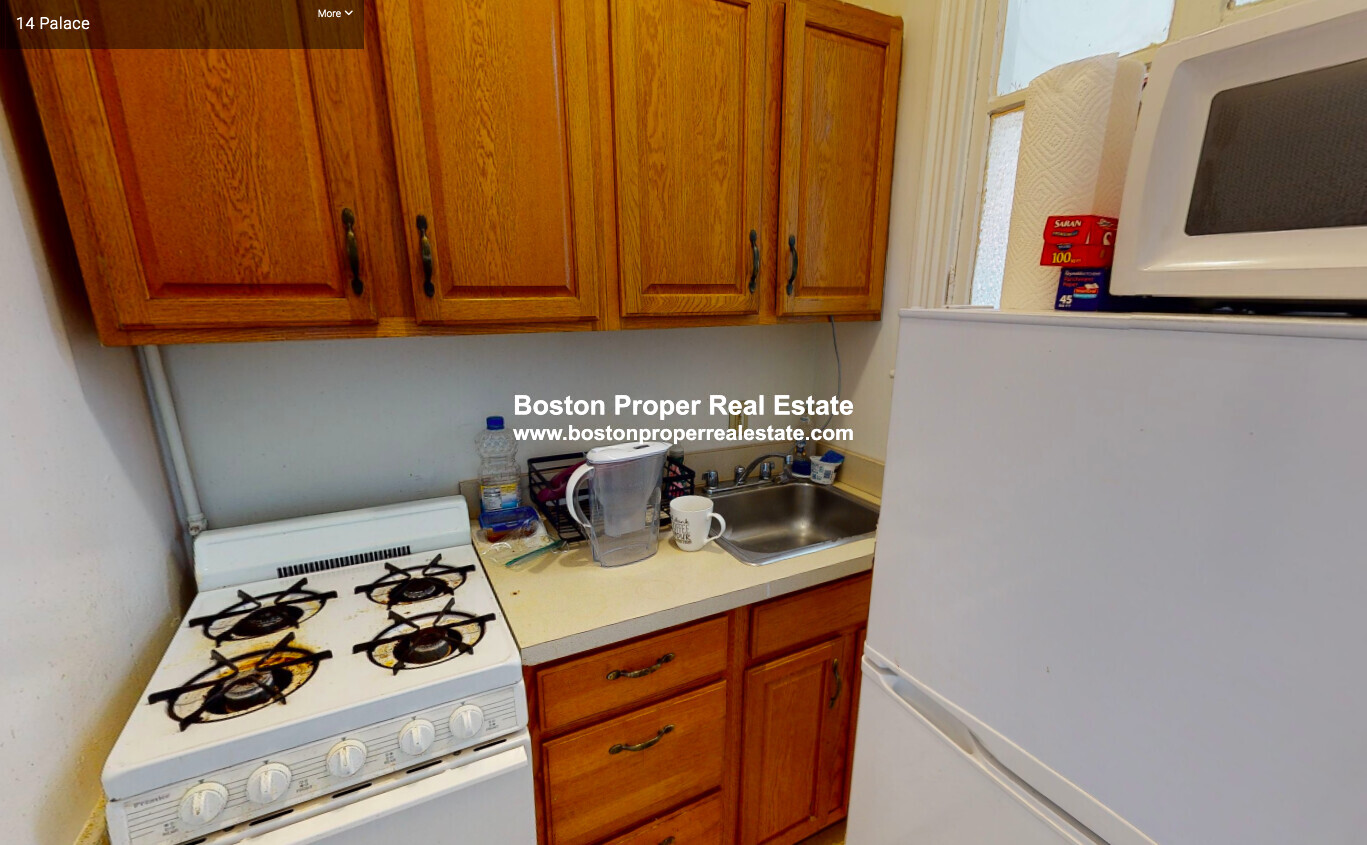 14 Palace Rd, Longwood