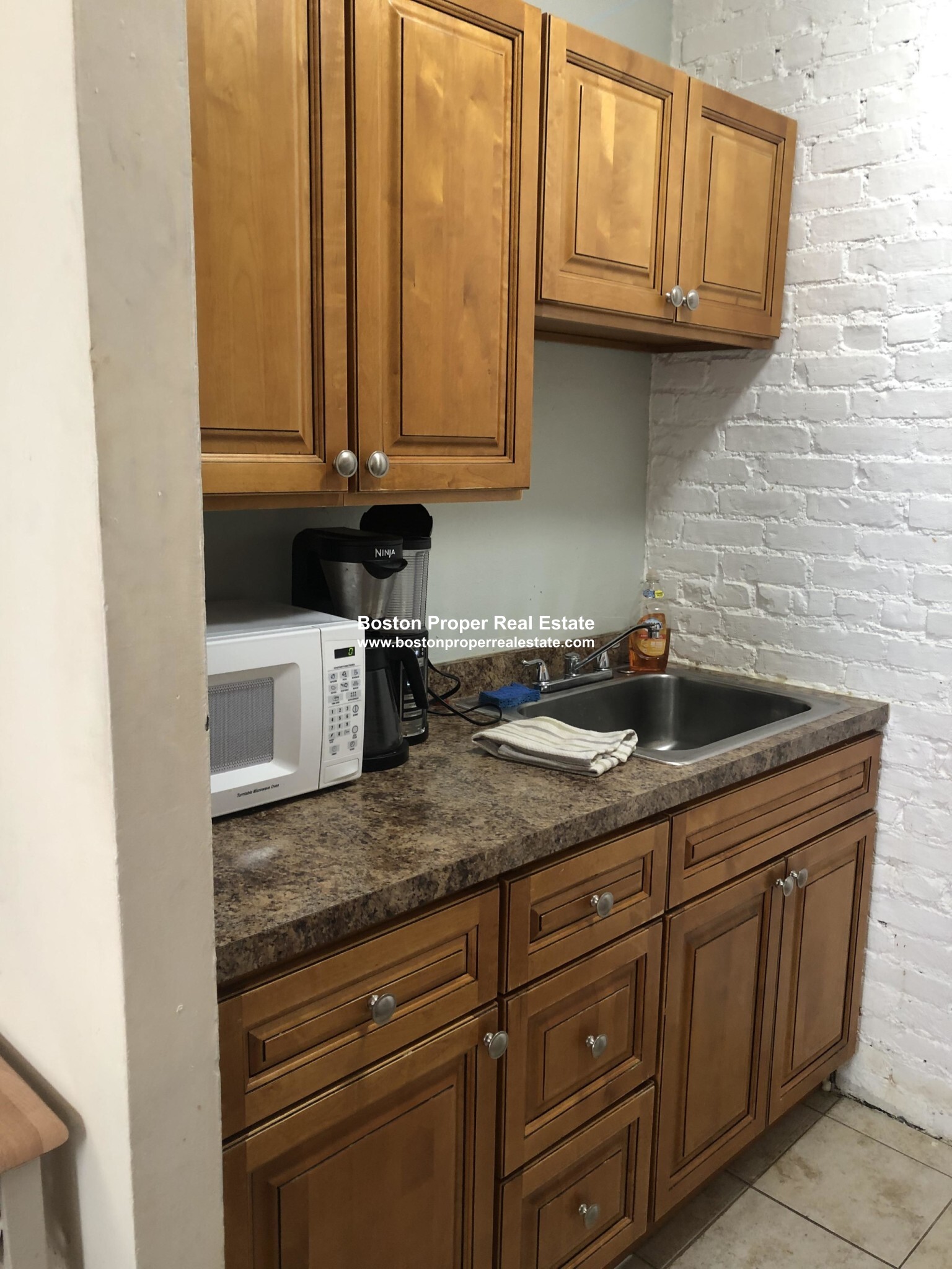 886 Huntington Ave, Mission Hill