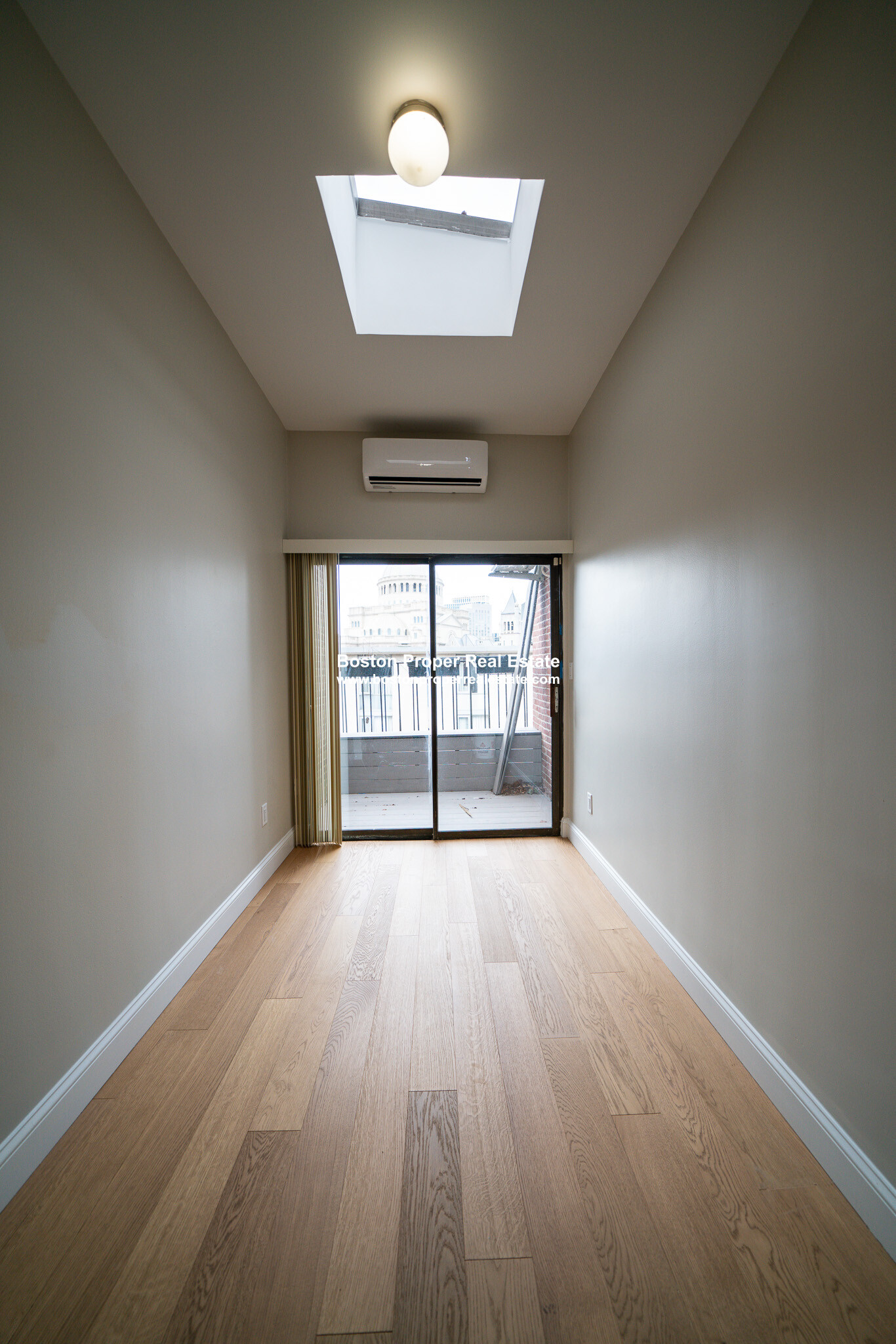 158 Saint Botolph St, Back Bay