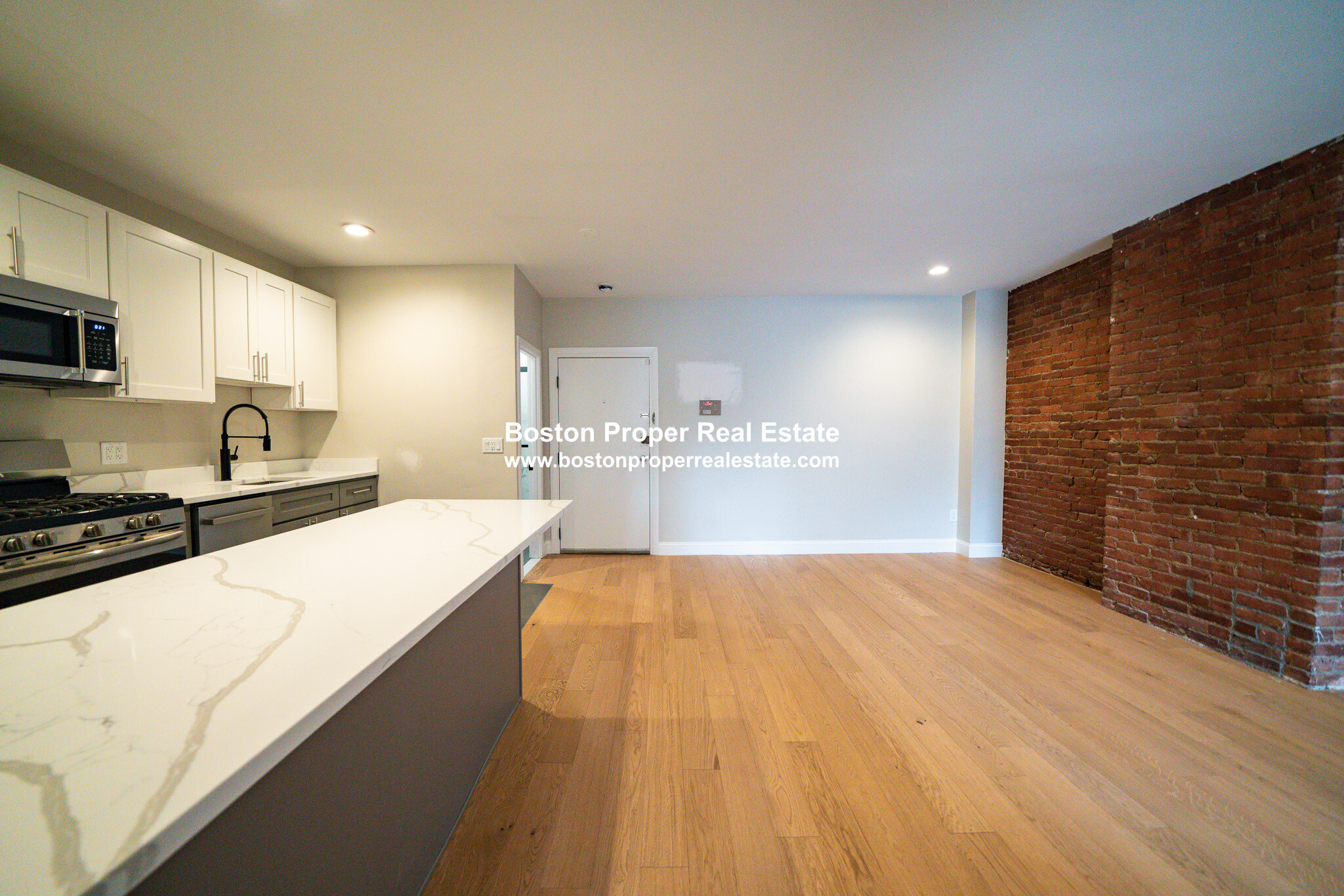 158 Saint Botolph St, Back Bay