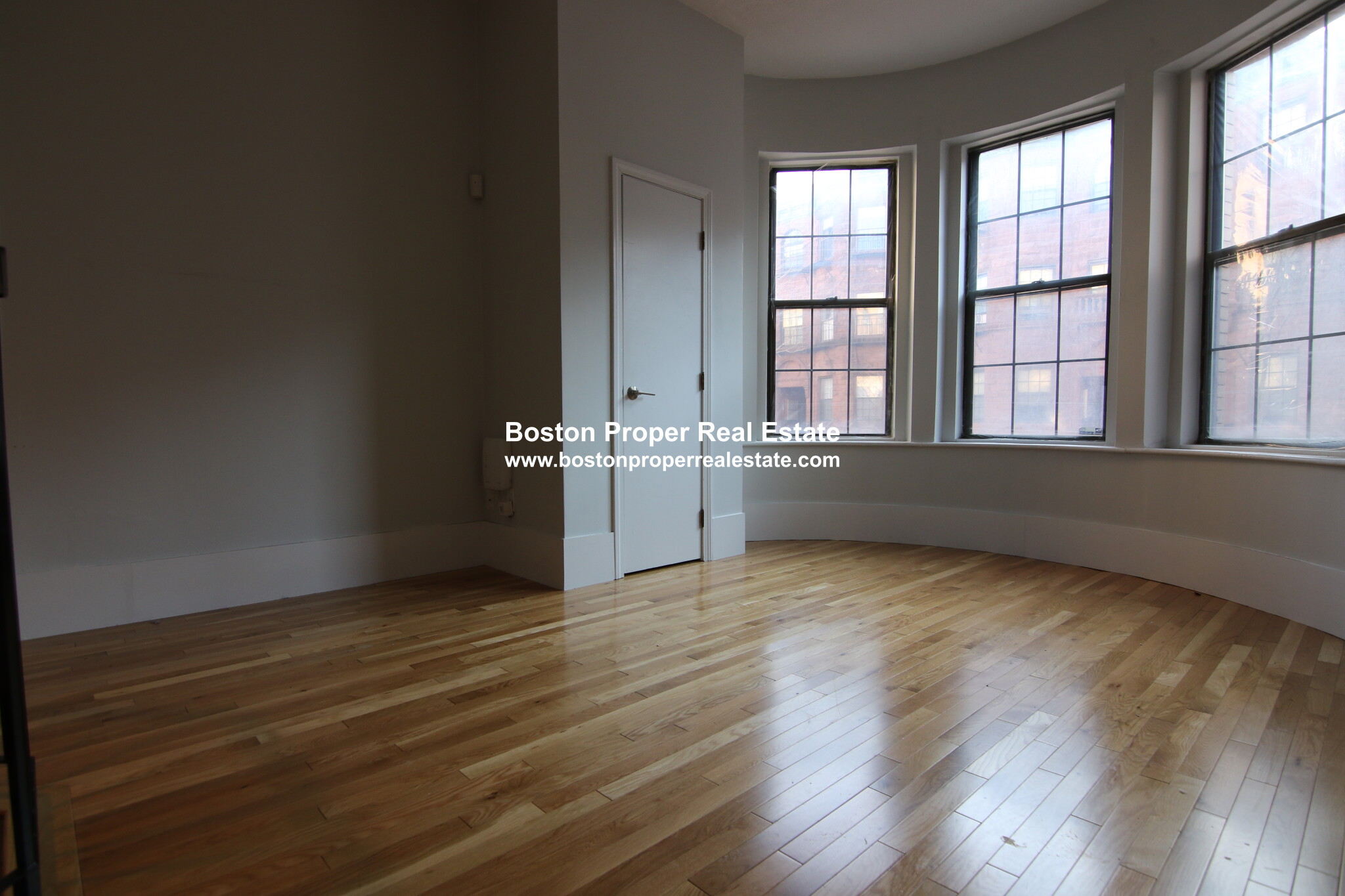 162 Saint Botolph St, Back Bay