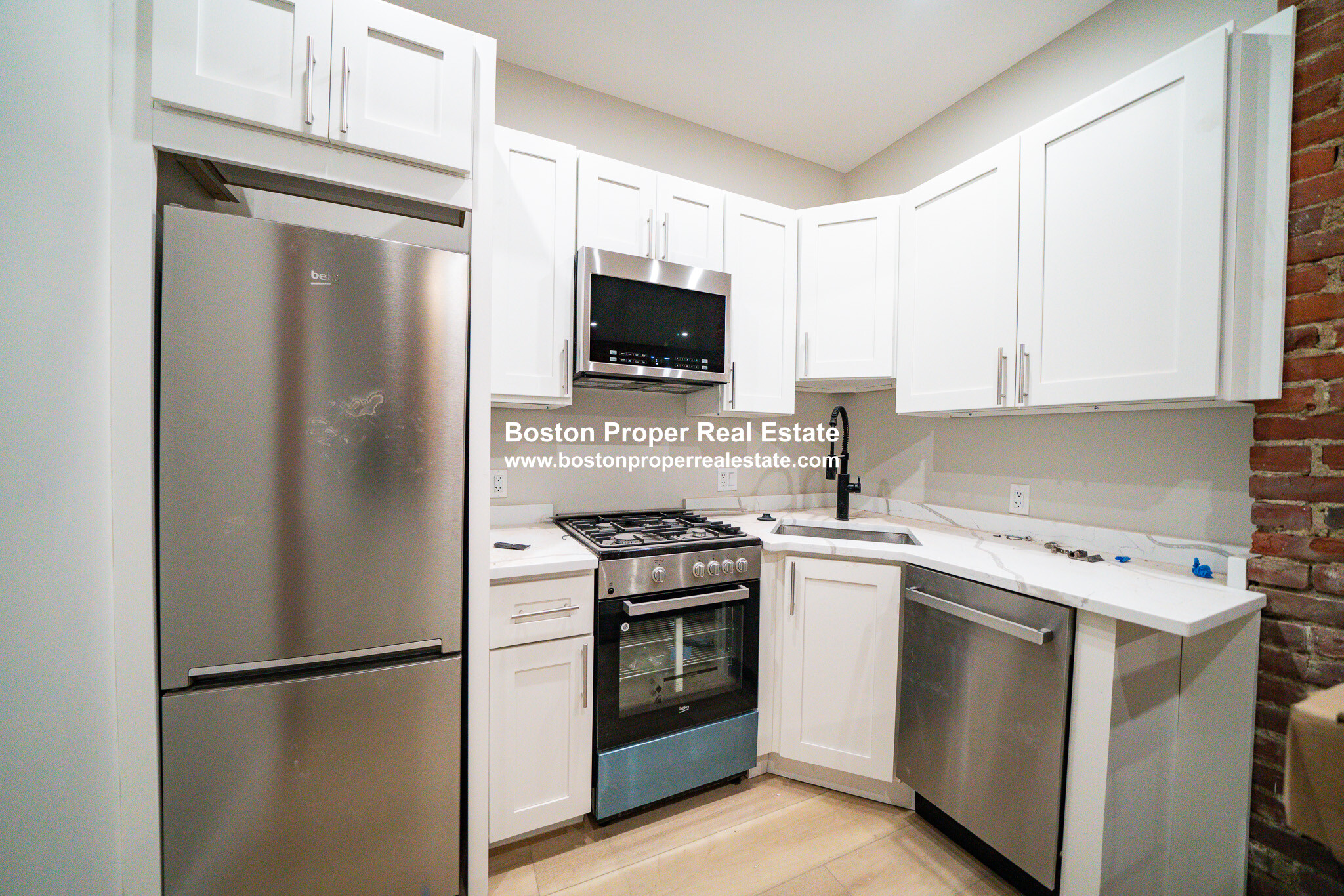 162 Saint Botolph St, Back Bay