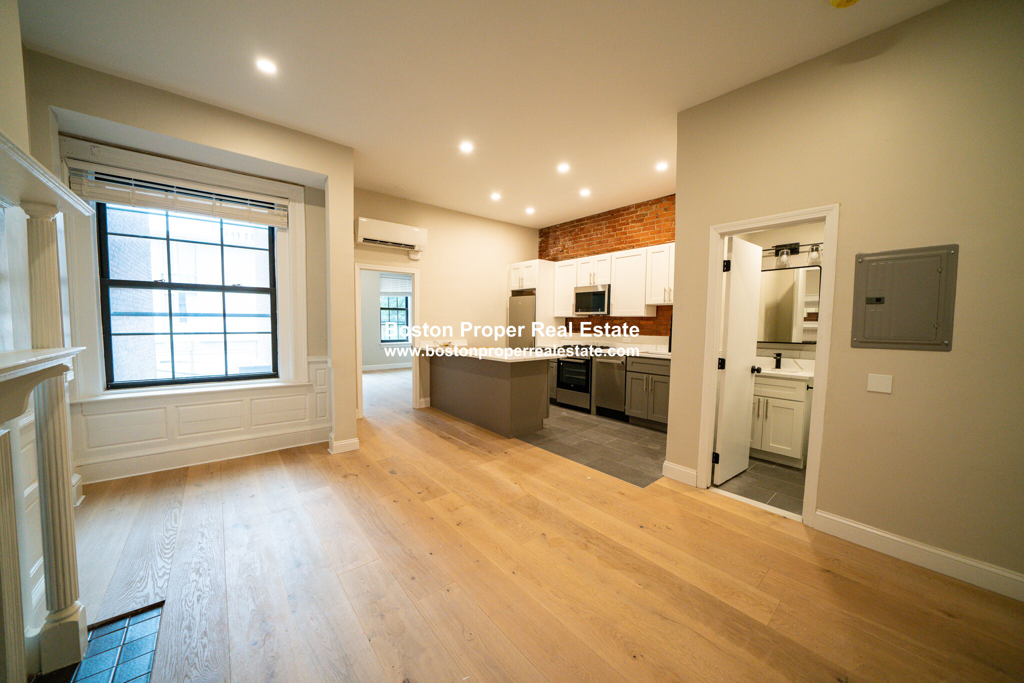 162 Saint Botolph St, Back Bay