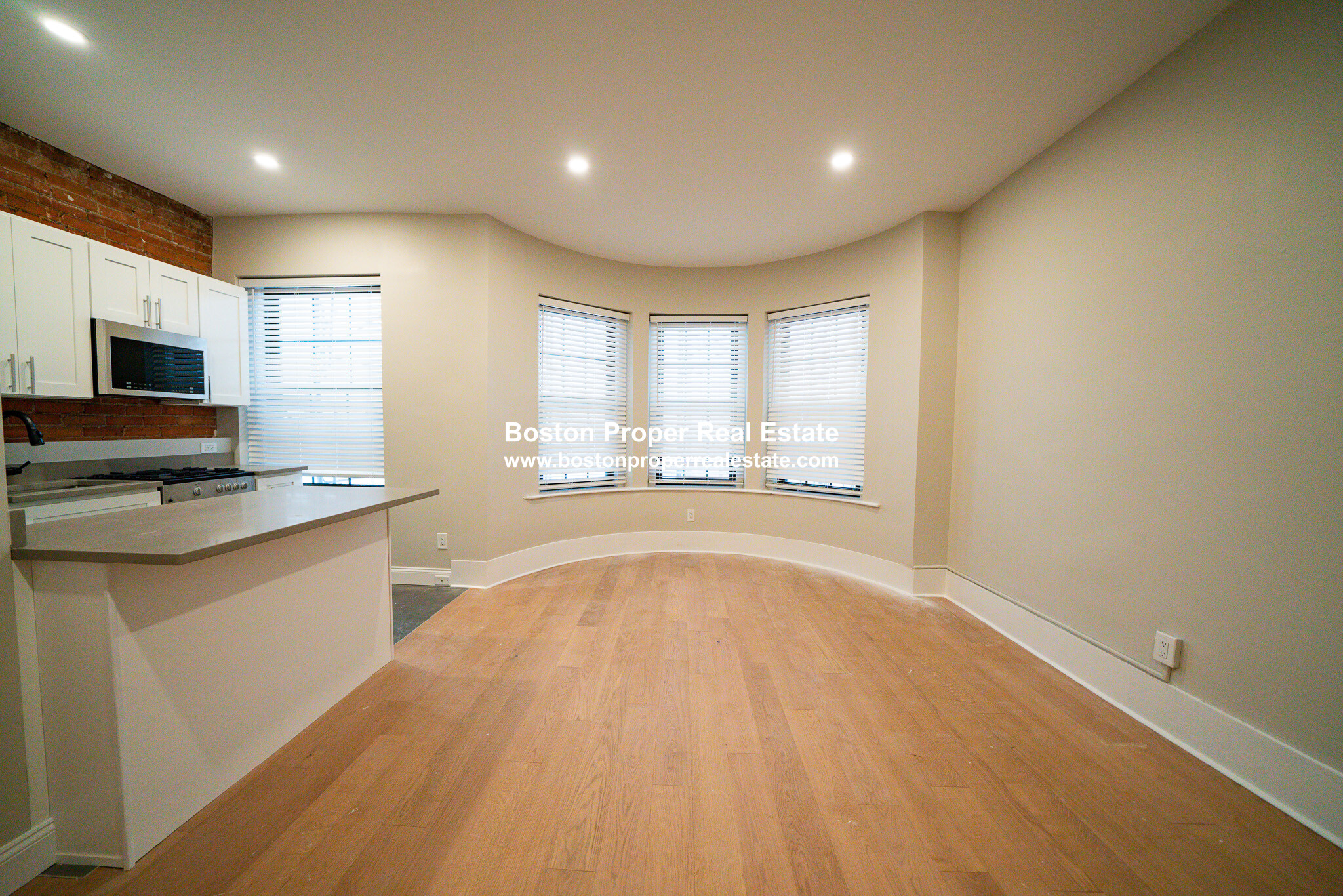 162 Saint Botolph St, Back Bay