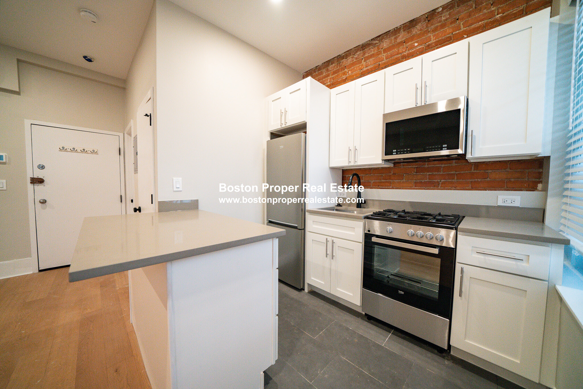 162 Saint Botolph St, Back Bay