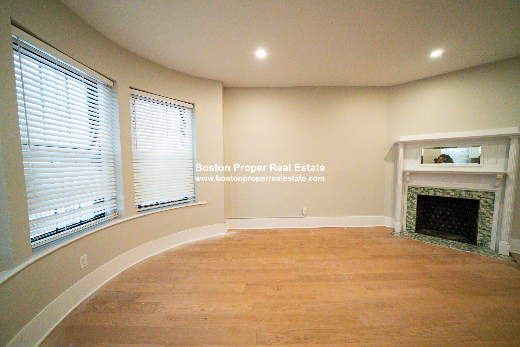 162 Saint Botolph St, Back Bay