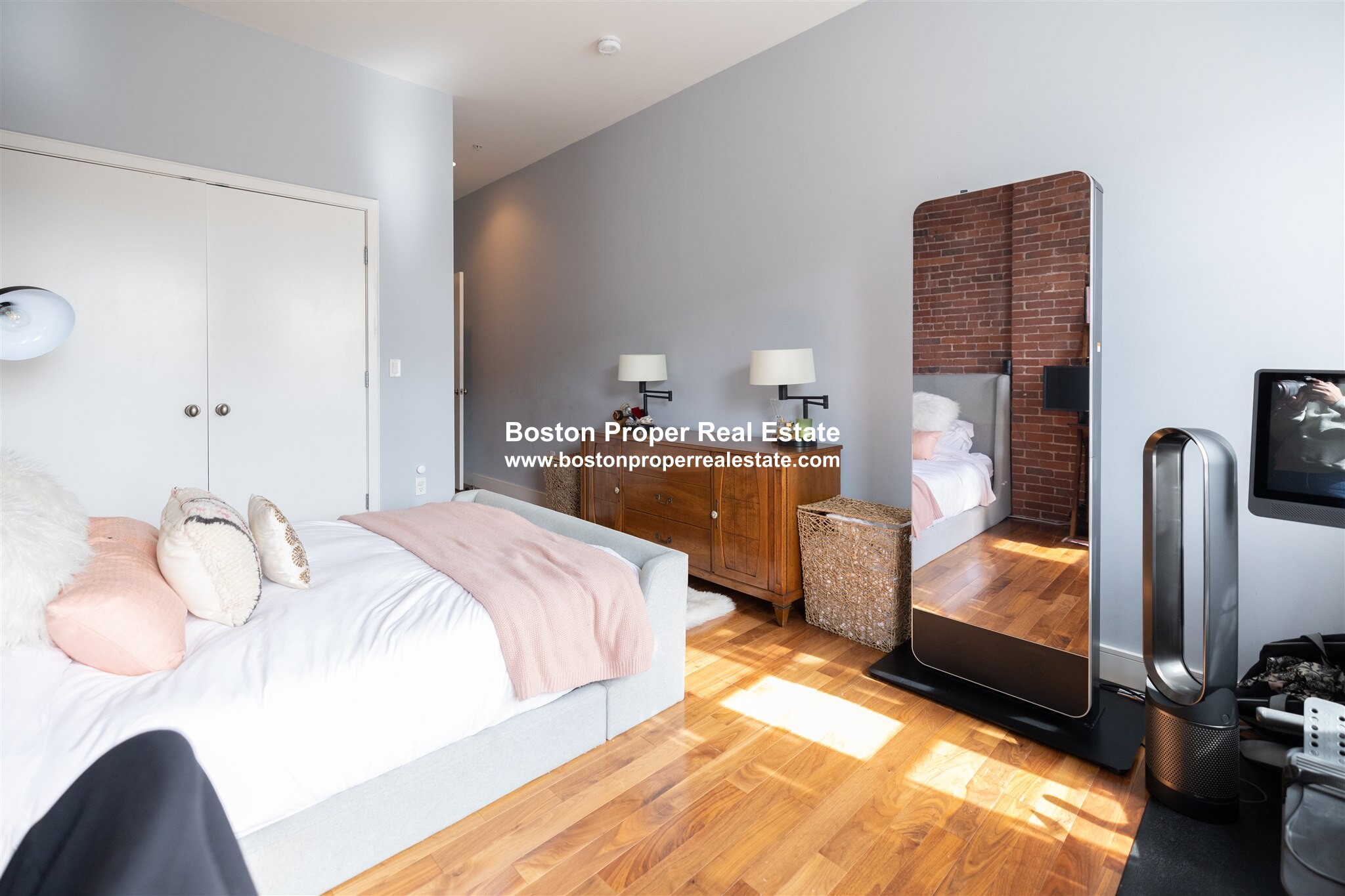 460 Harrison Ave, South End