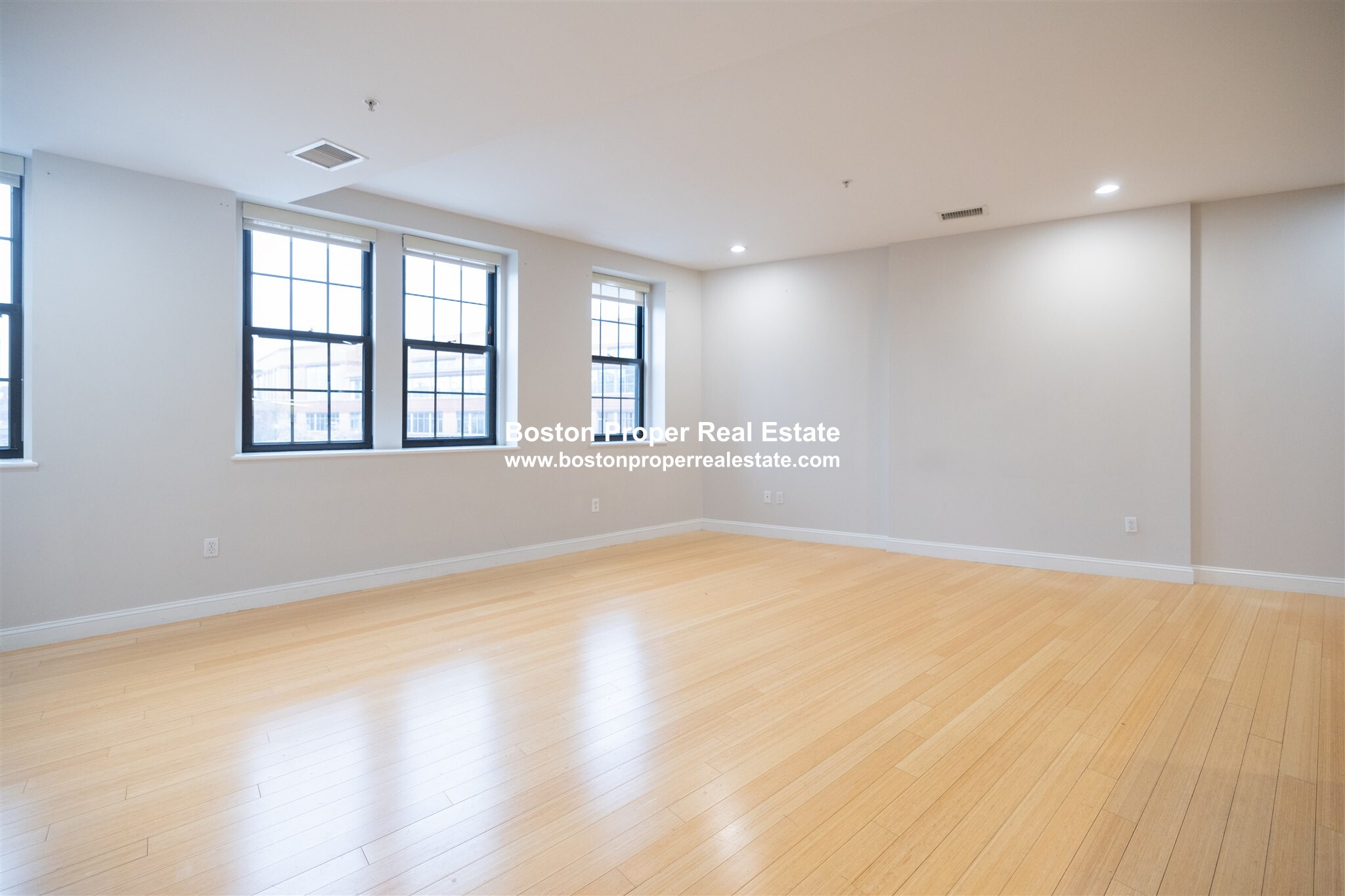 490 Harrison Ave, South End