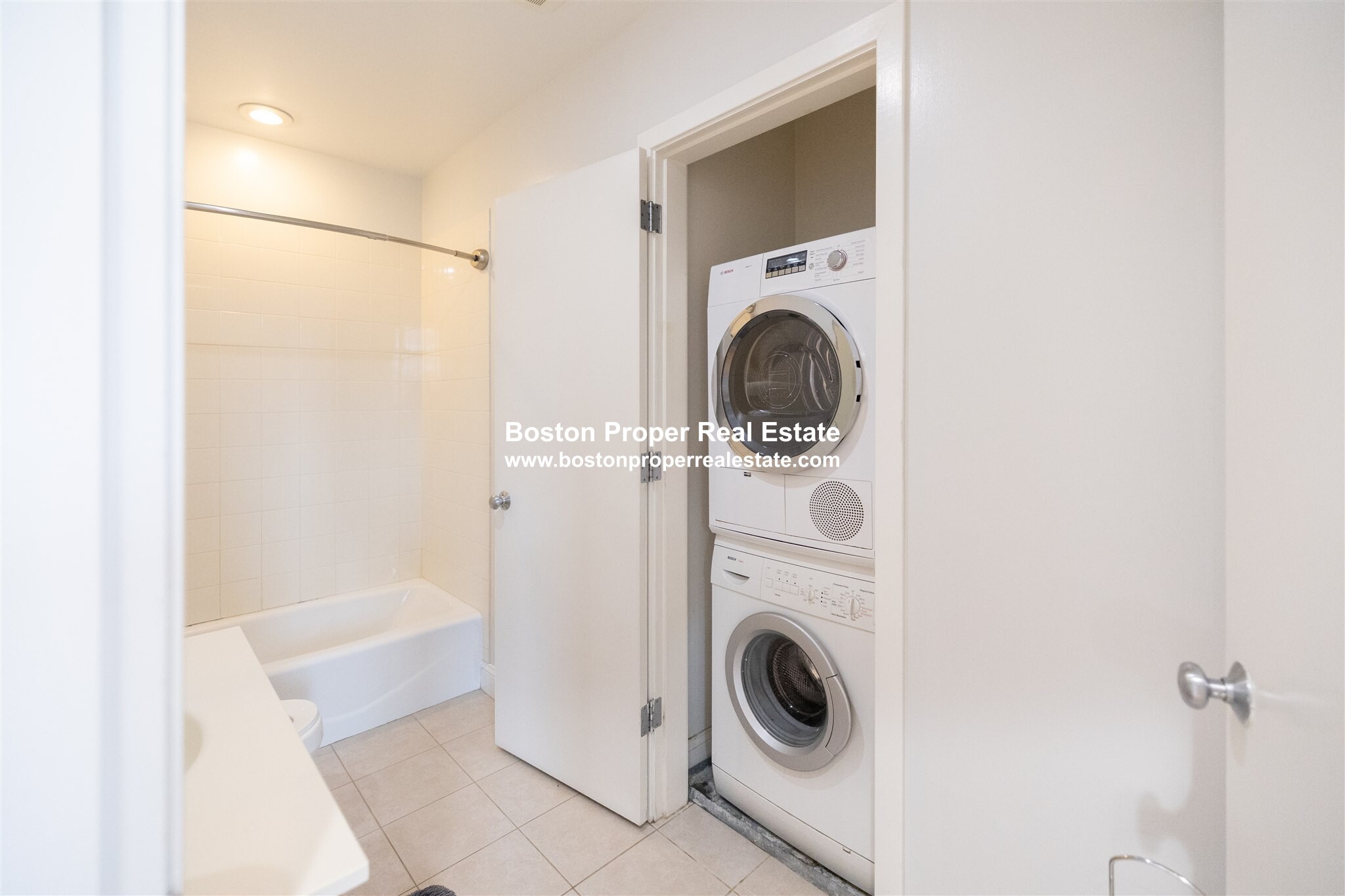 490 Harrison Ave, South End