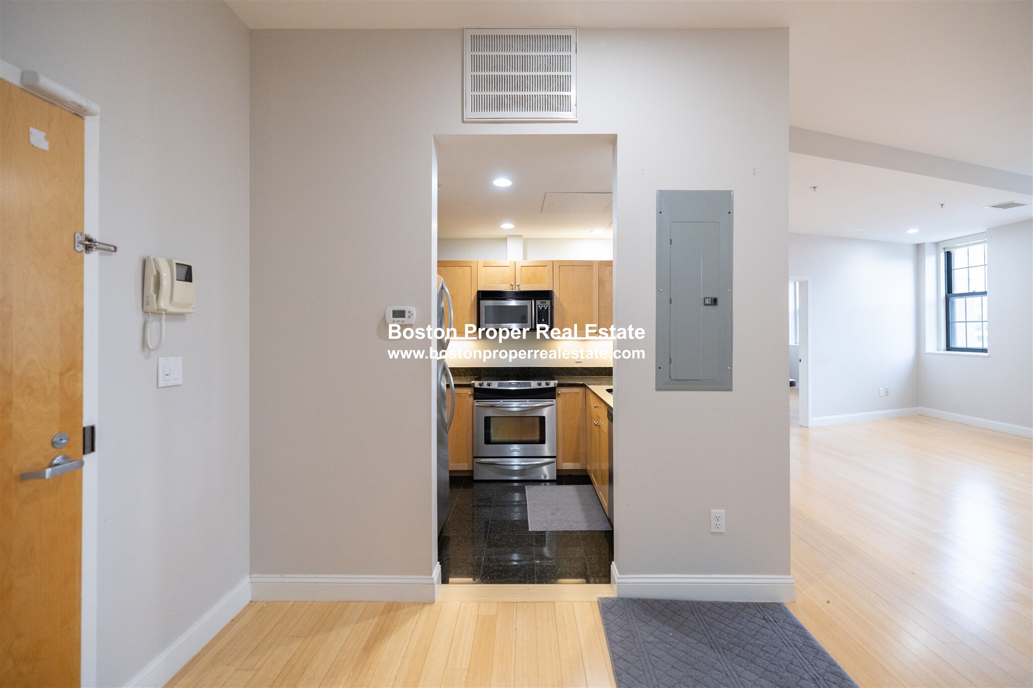 490 Harrison Ave, South End