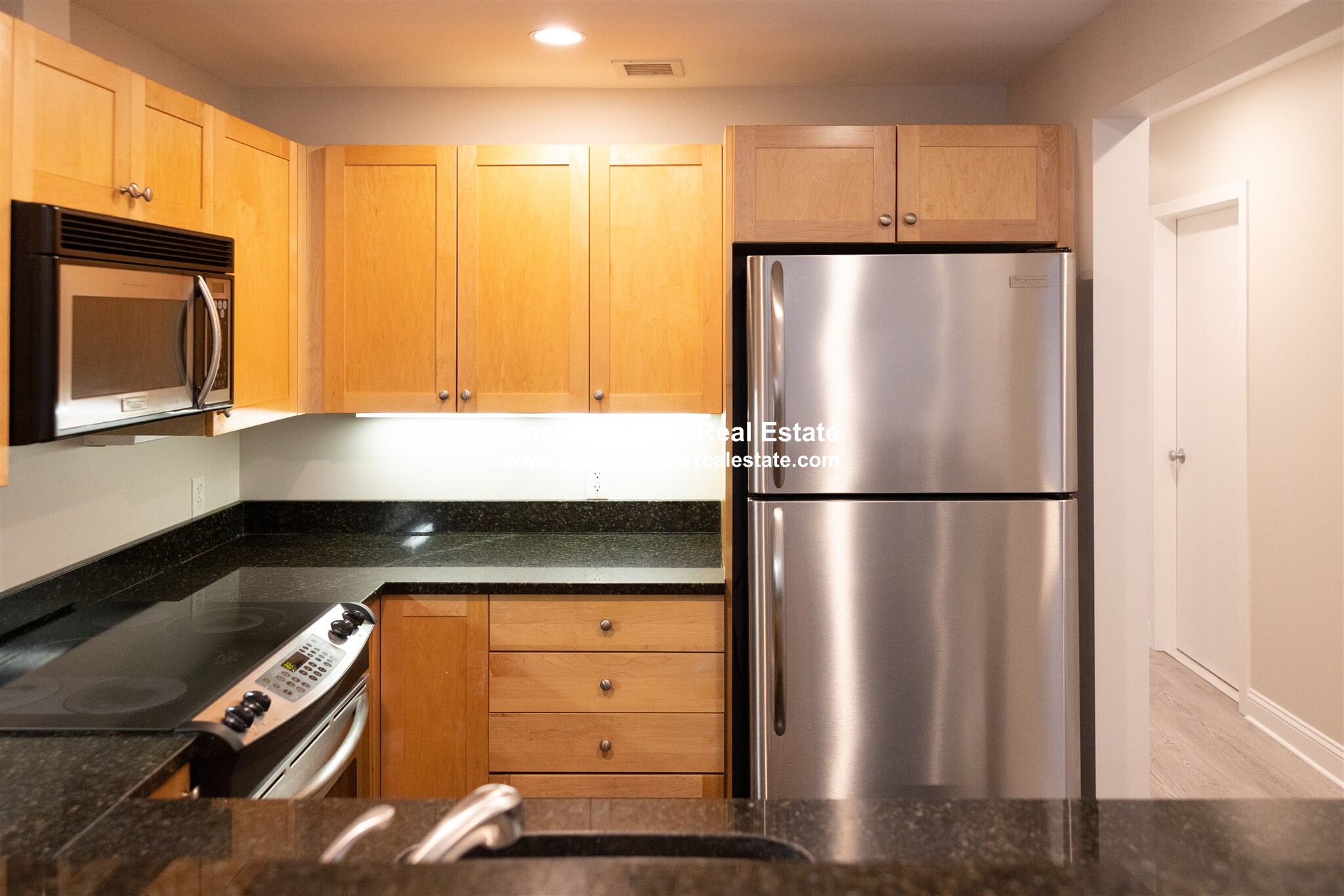 490 Harrison Ave, South End