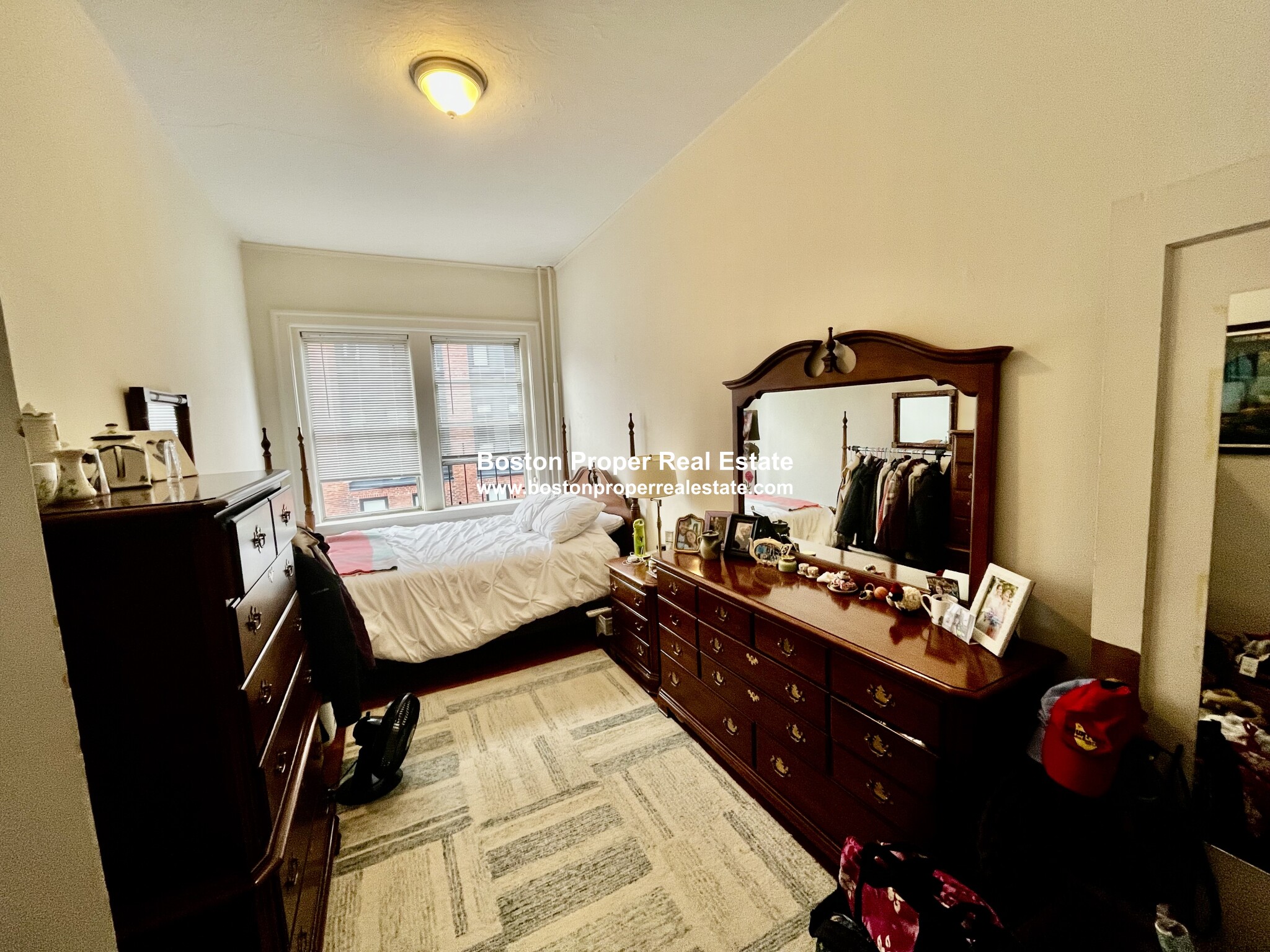 269 Newbury St, Back Bay