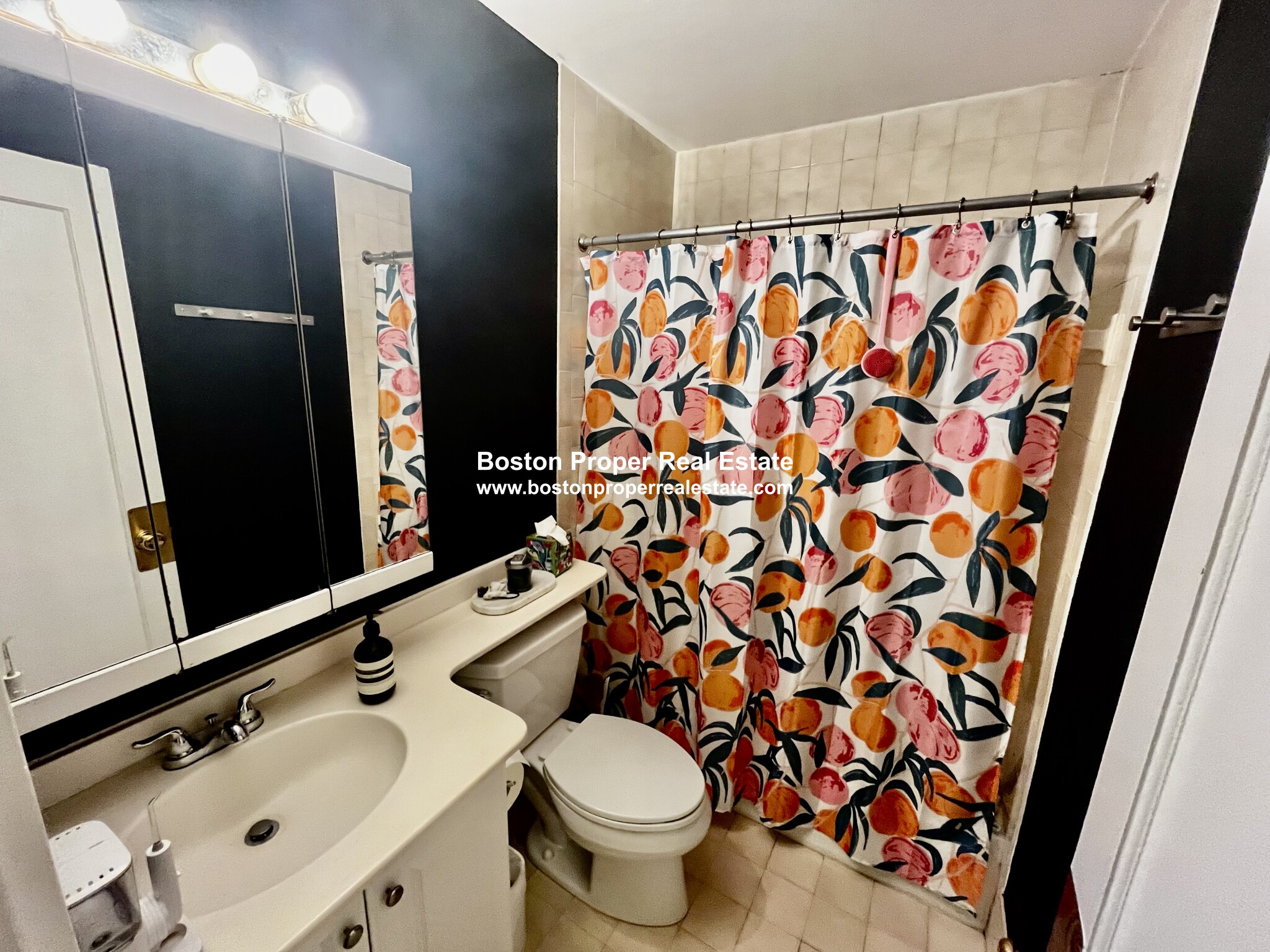 269 Newbury St, Back Bay