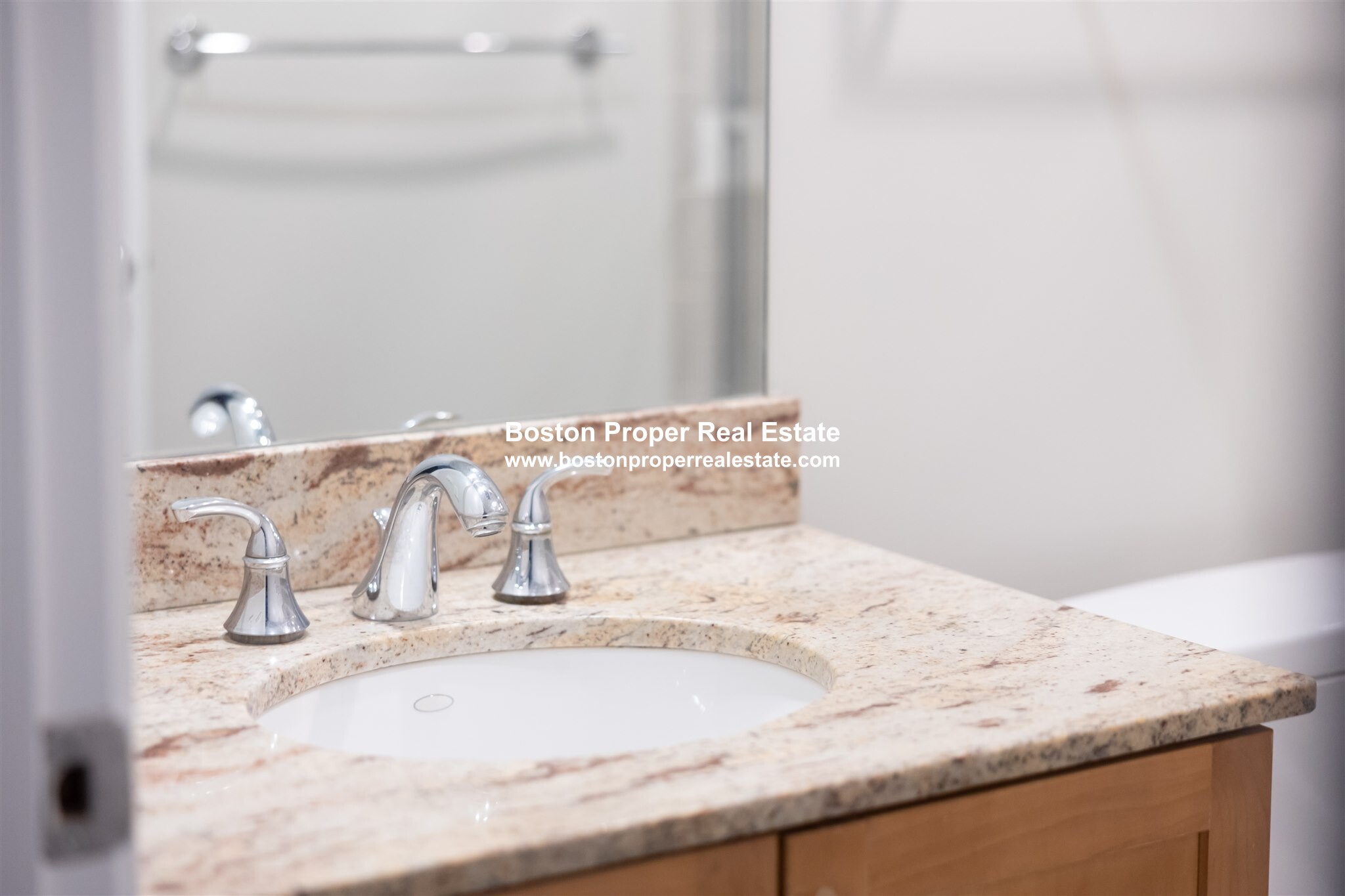 520 Harrison Ave, South End