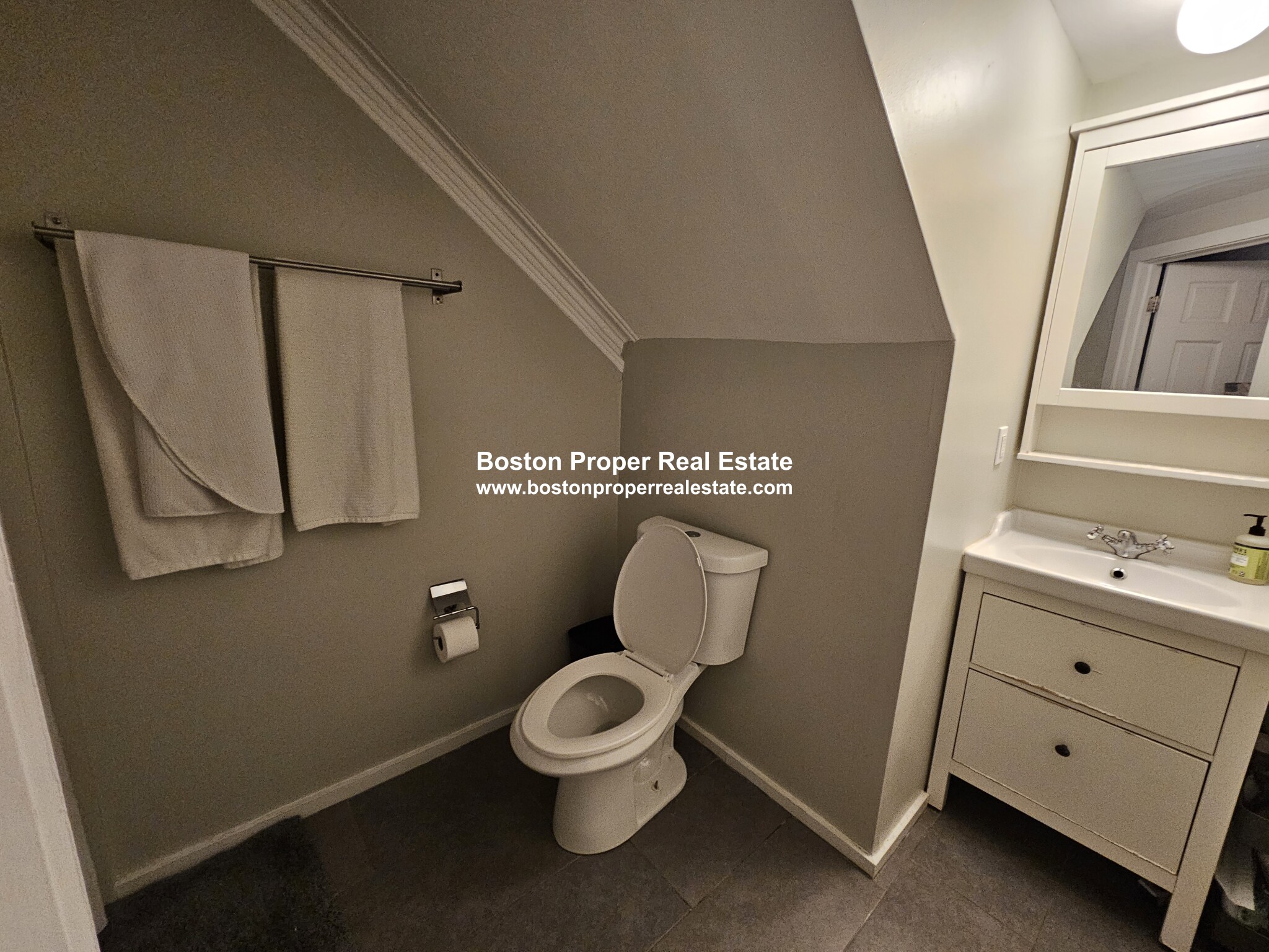 415 Massachusetts Ave, Roxbury