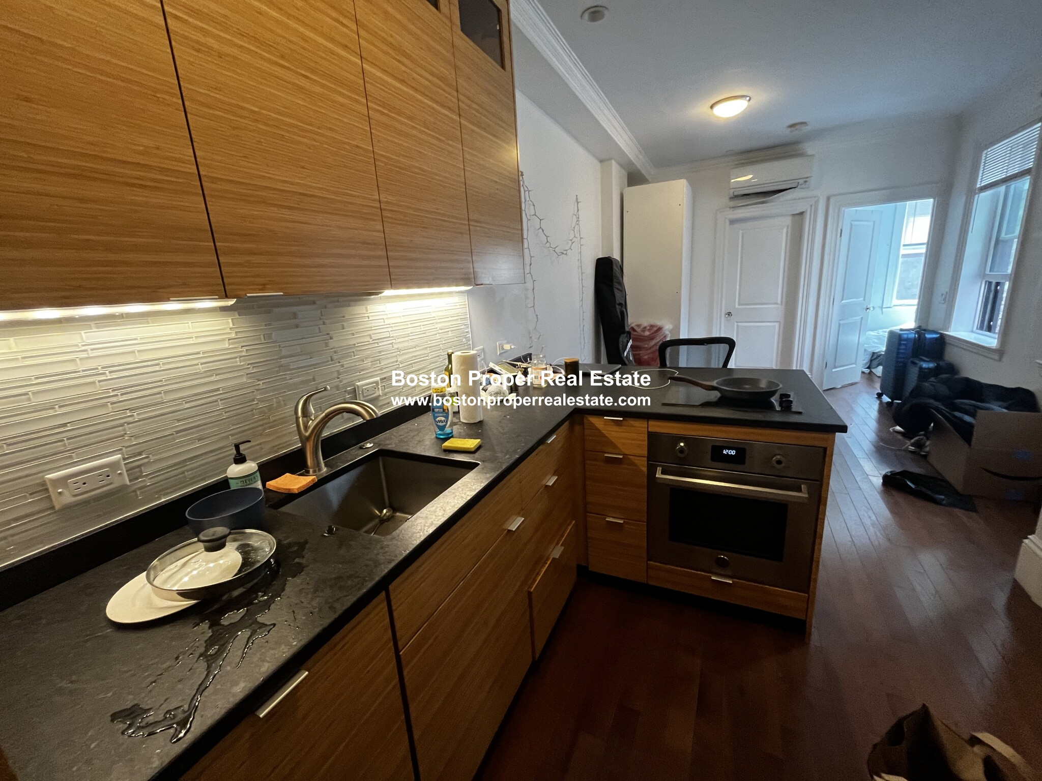 98 Myrtle St, Beacon Hill