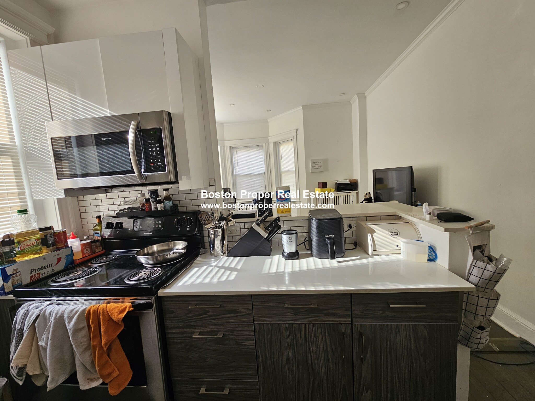 98 Queensberry St, Fenway