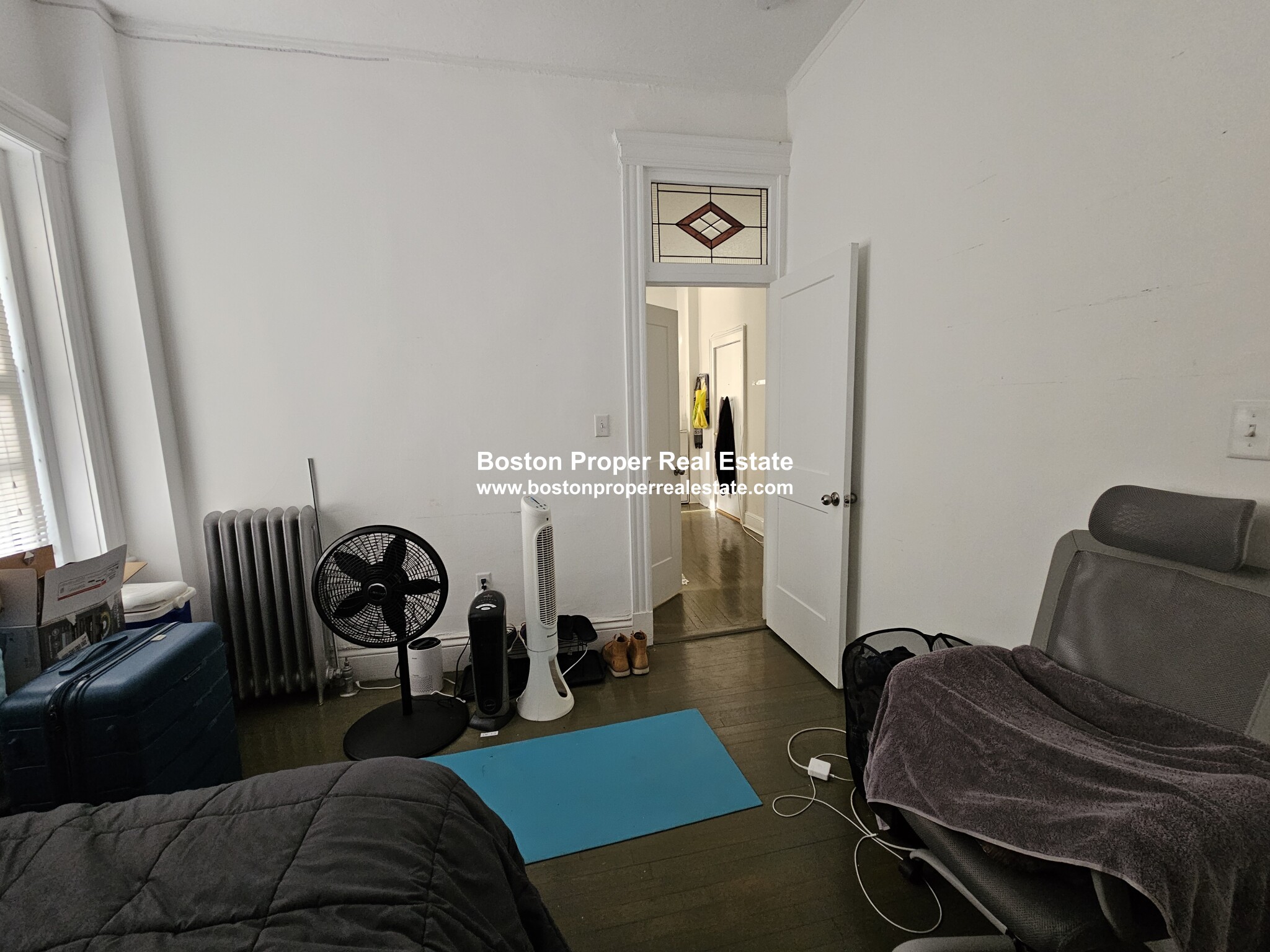 98 Queensberry St, Fenway