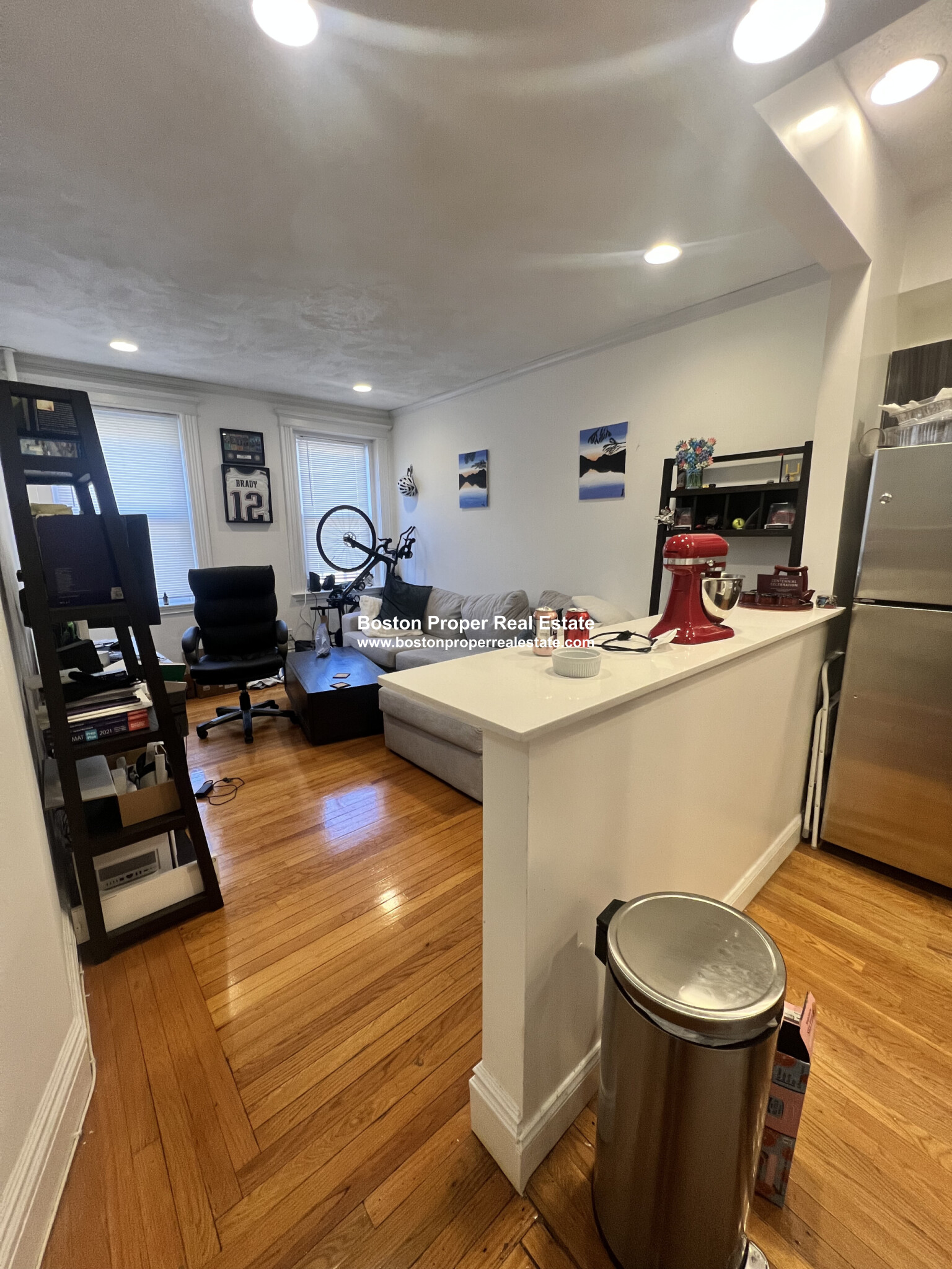 19 Queensberry St, Fenway