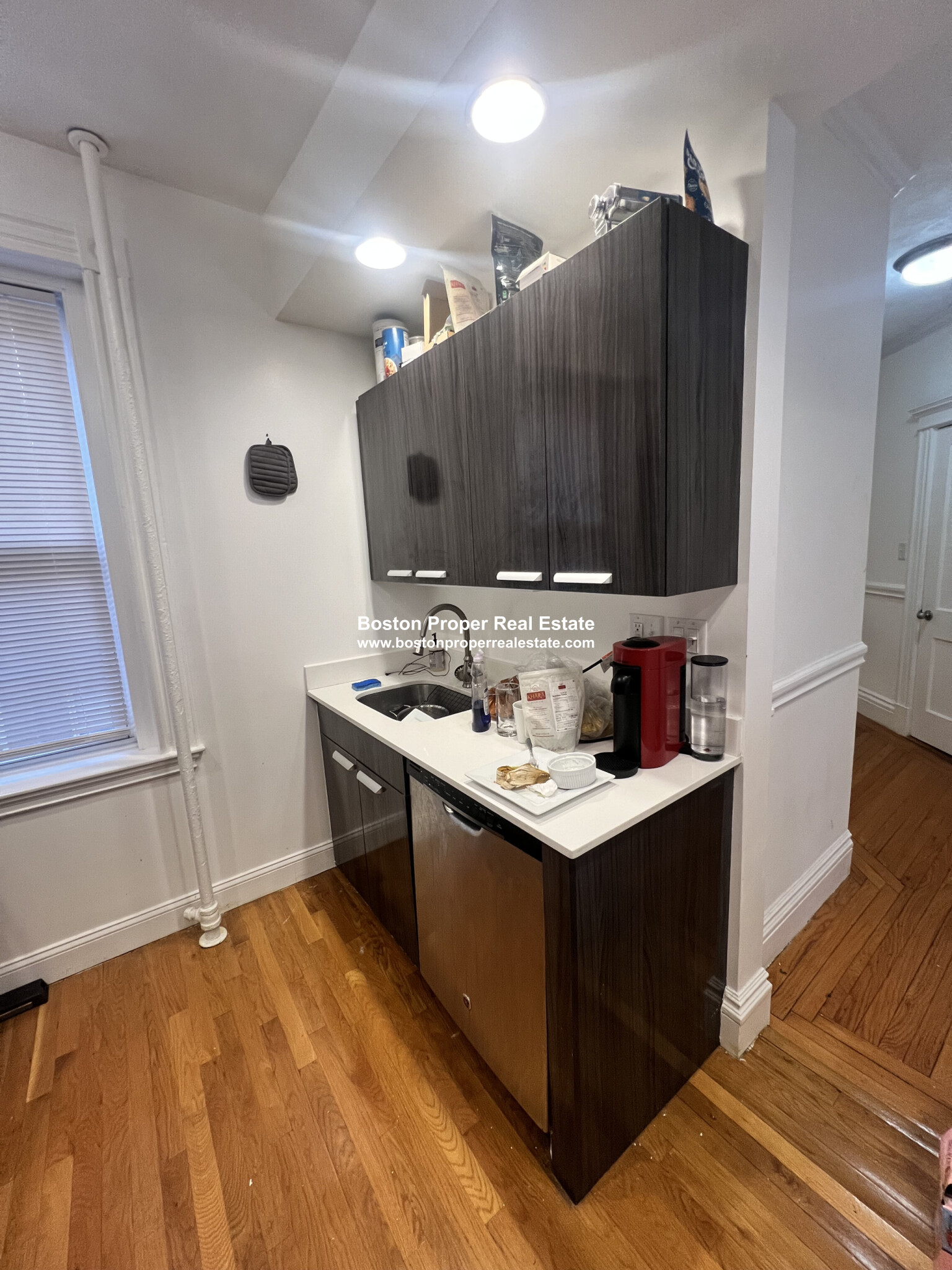 19 Queensberry St, Fenway