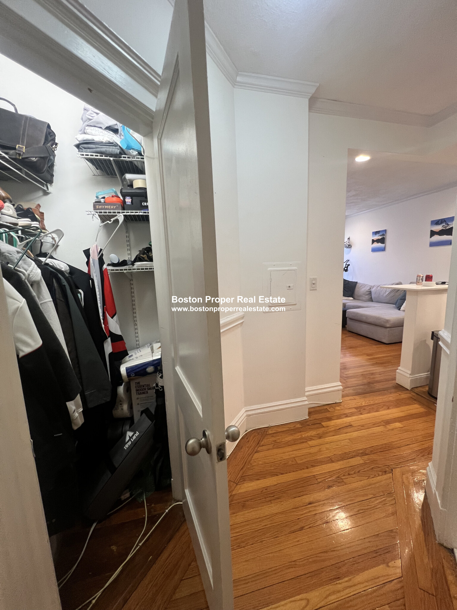 19 Queensberry St, Fenway