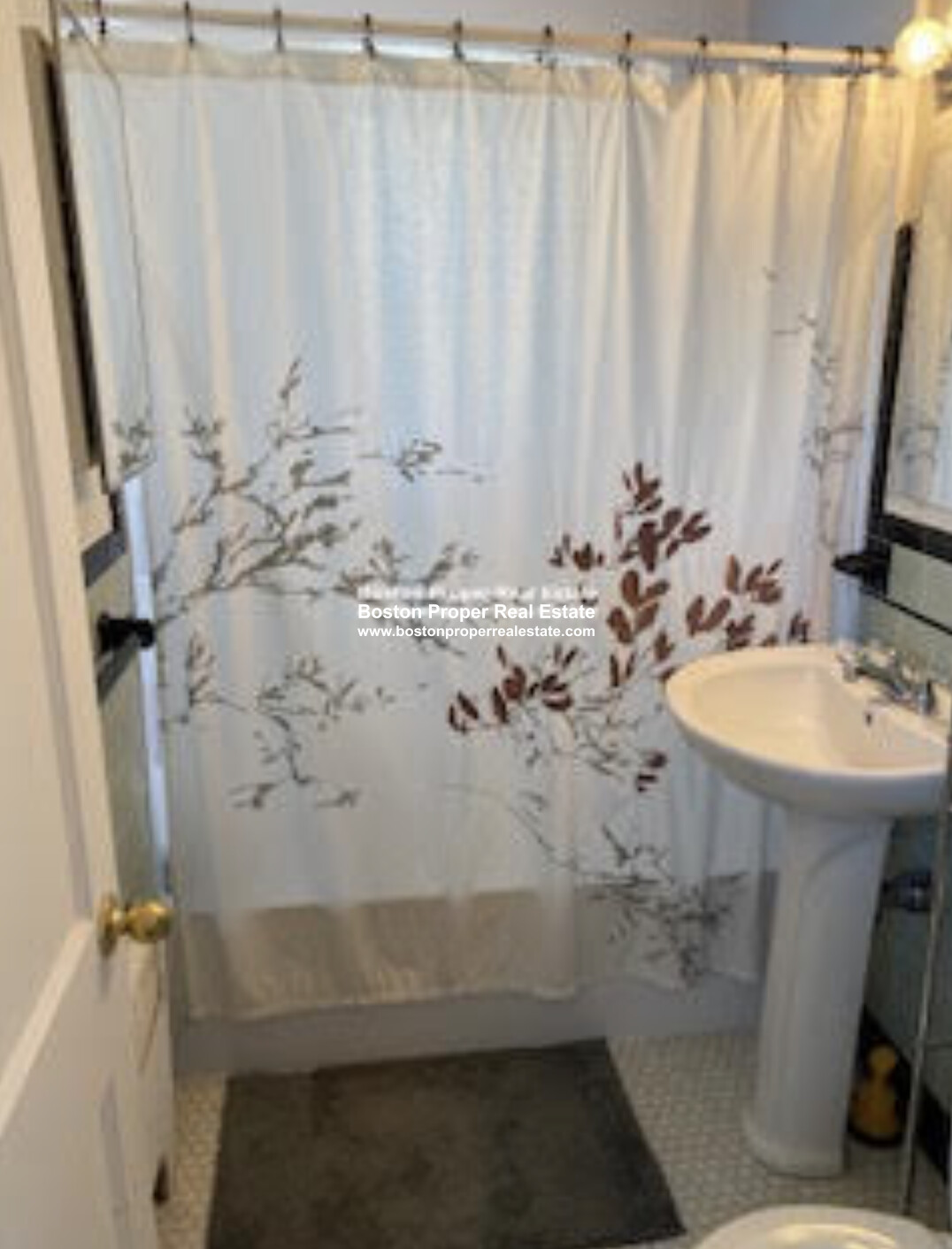 450 Washington St, Brighton