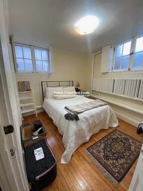 141a Revere St, Beacon Hill