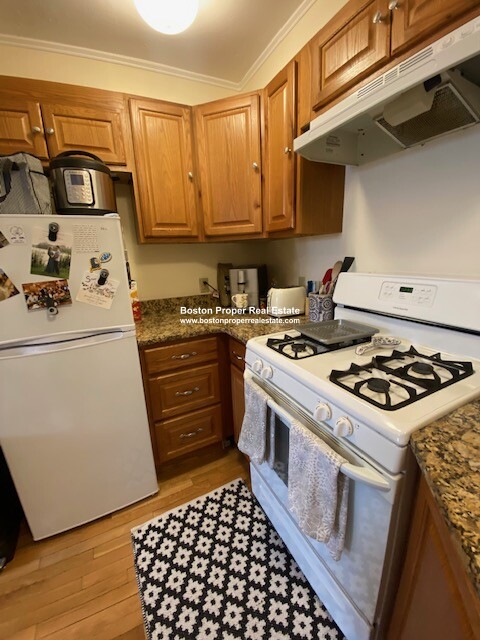 141a Revere St, Beacon Hill