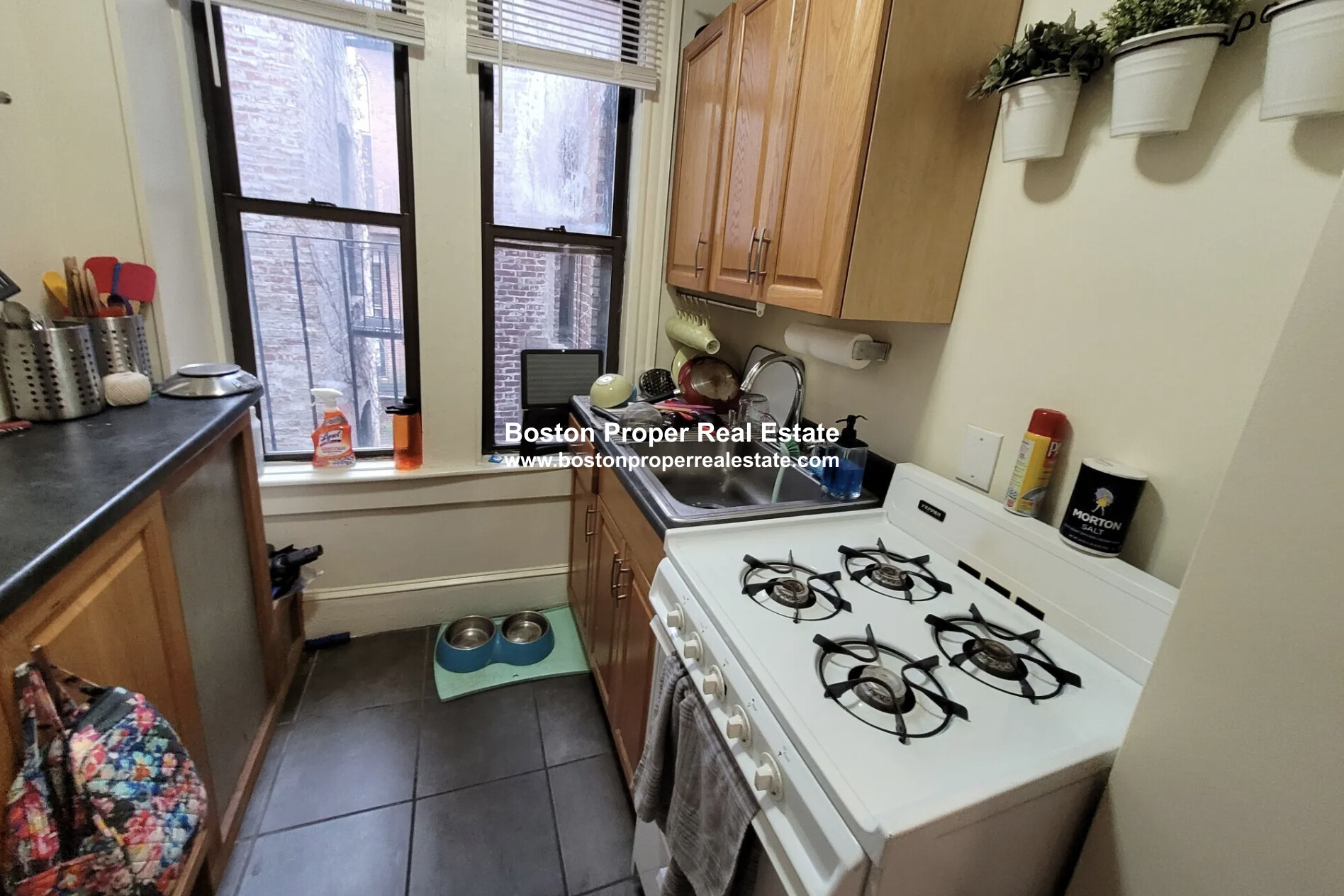 100 Myrtle St, Beacon Hill