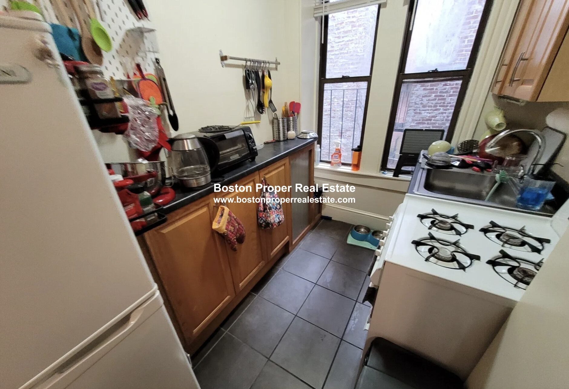 100 Myrtle St, Beacon Hill