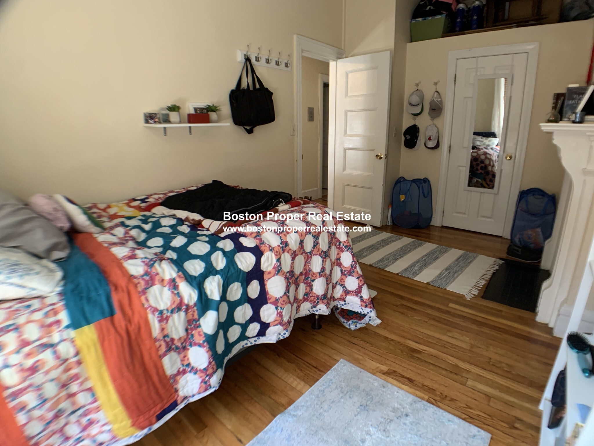 https://ygl-photos.s3.us-west-004.backblazeb2.com/474W66082df984465.jpg