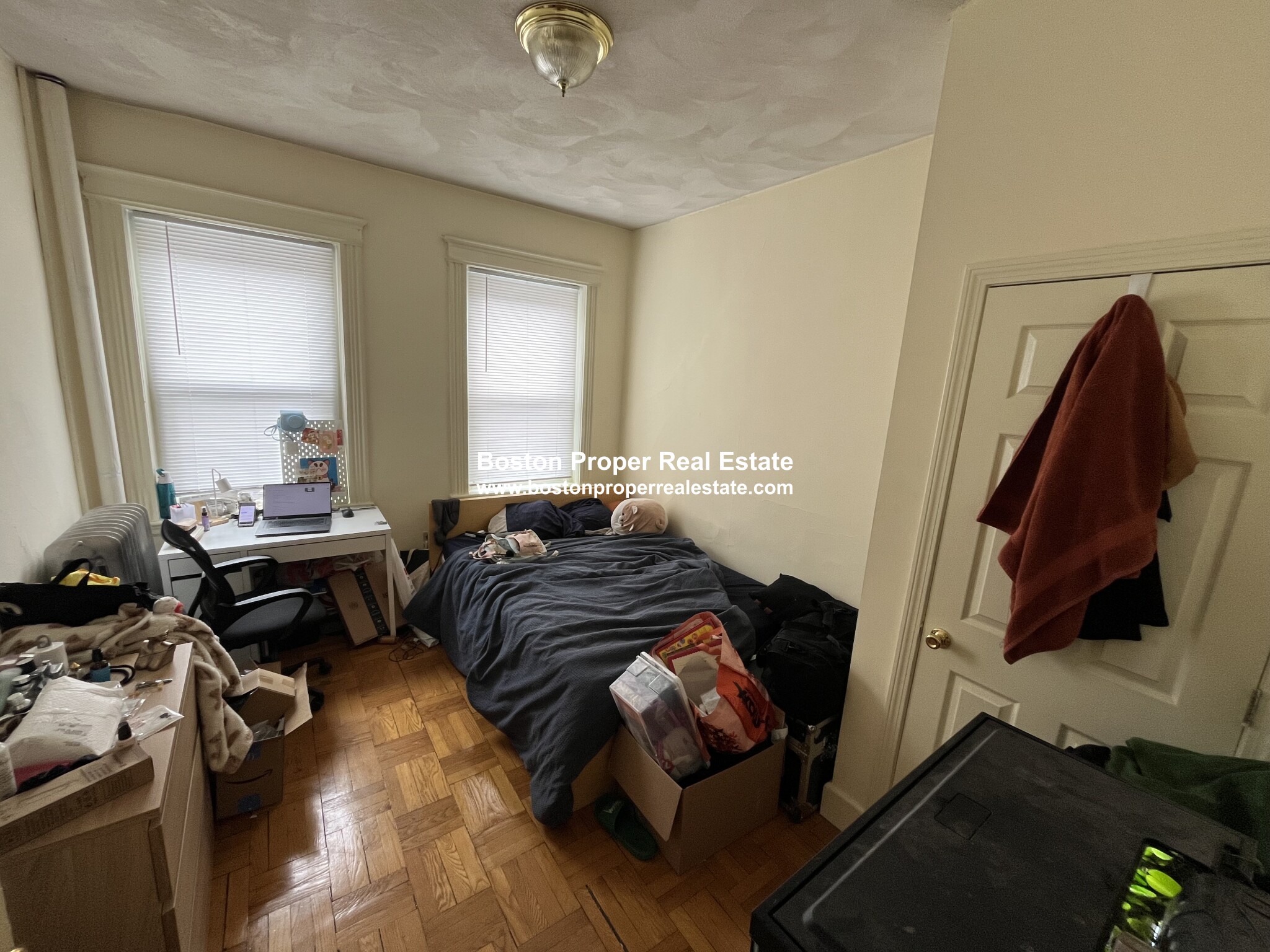 24 Queensberry St, Fenway