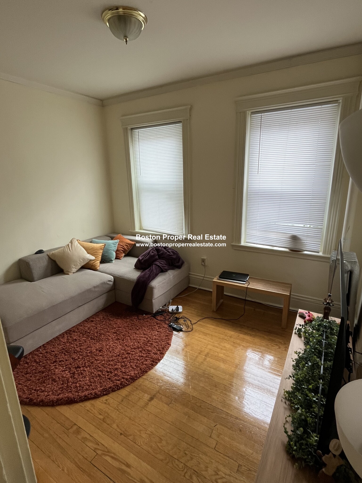 24 Queensberry St, Fenway