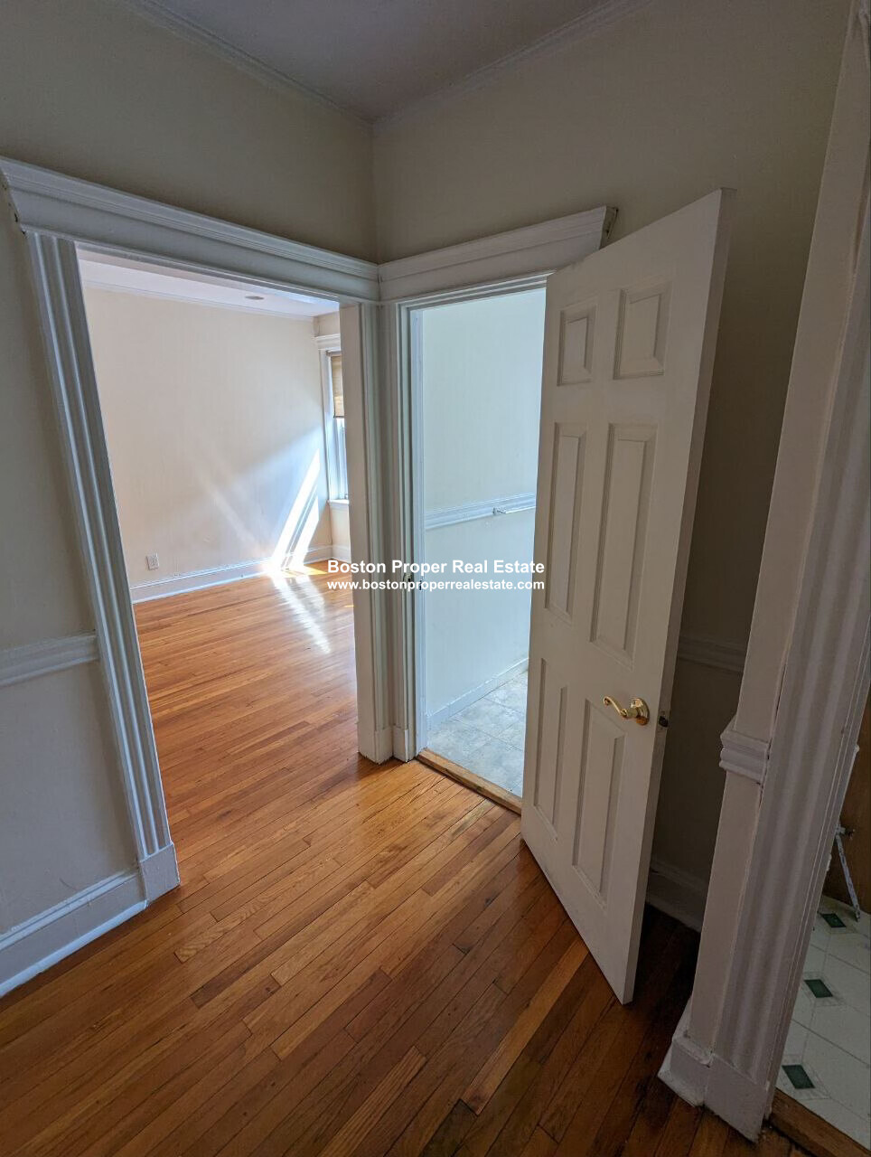 364 Riverway, Mission Hill