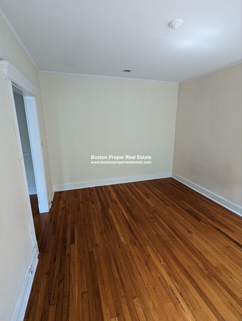 364 Riverway, Mission Hill